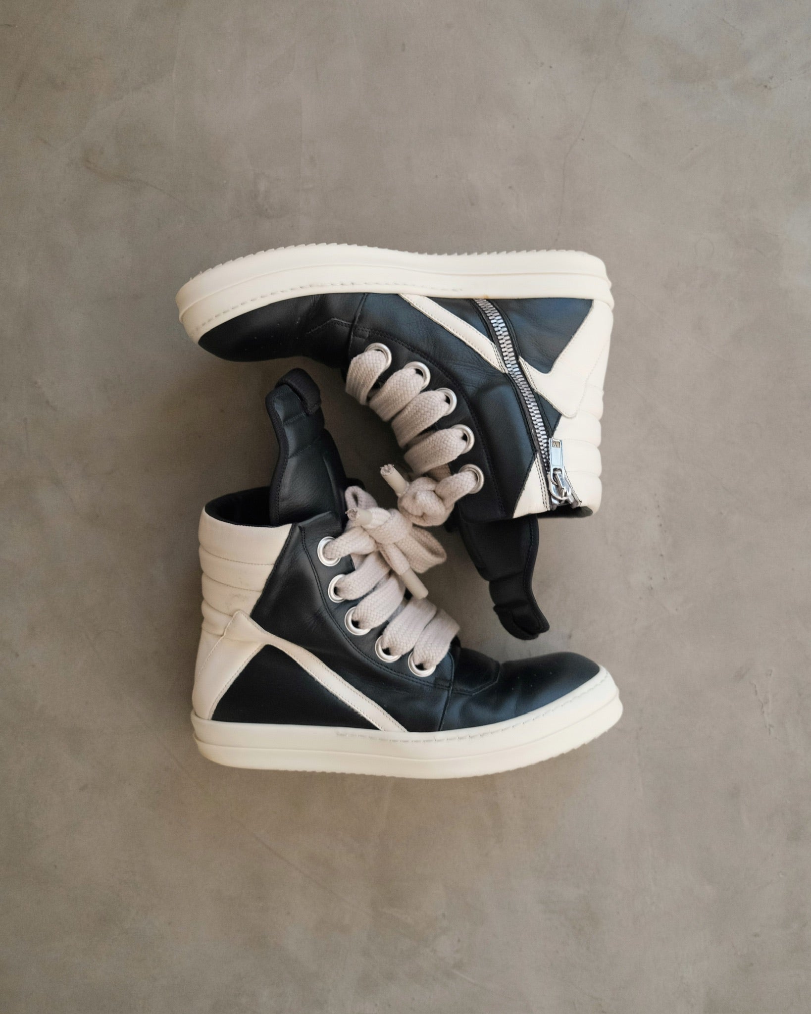 RICKOWENS Geobasket Jumbo Lace Sneaker – Around The Shoes