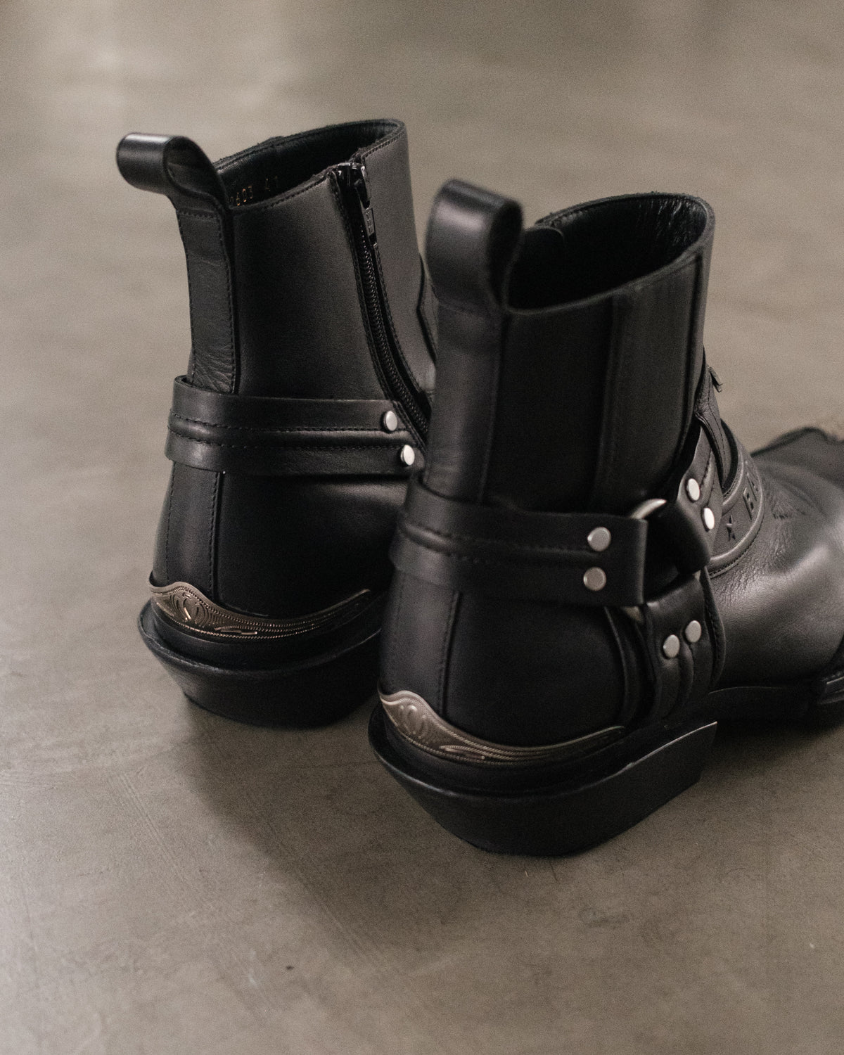 BALENCIAGA SS19 Santiag Western Leather Boots