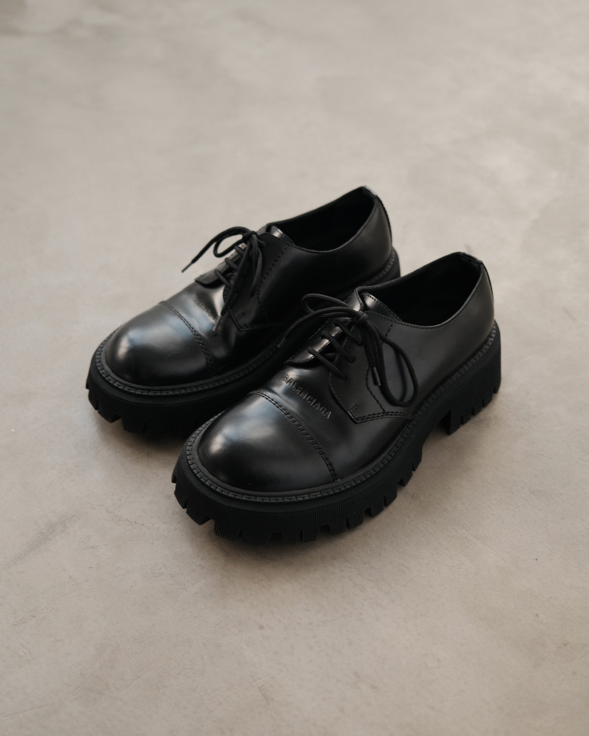 BALENCIAGA Leather Tractor Derby Shoes