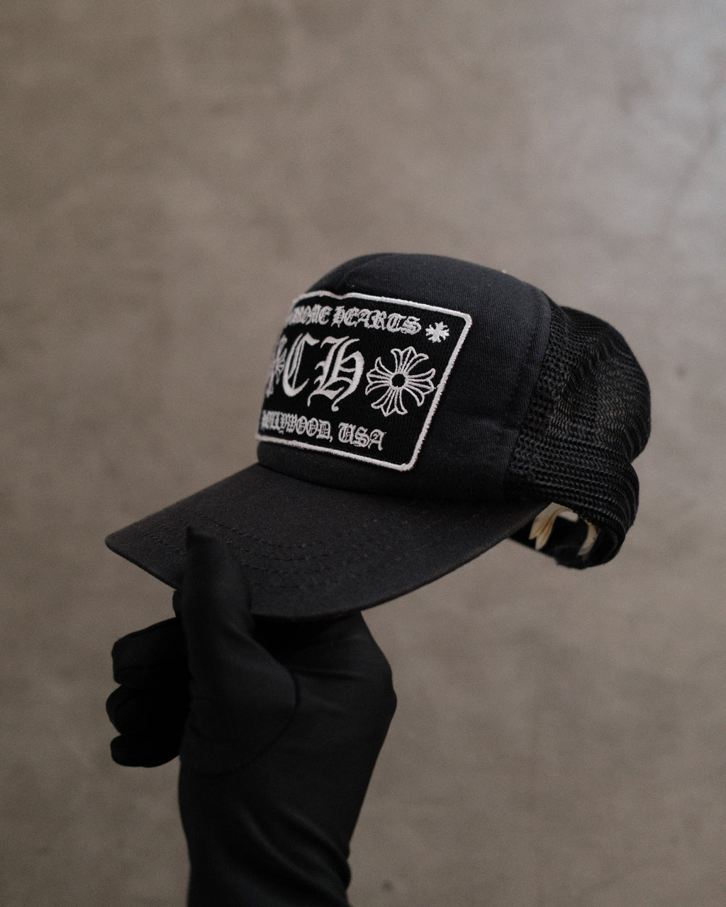 CHROME HEARTS HollyWood Trucker Hat Black/Black