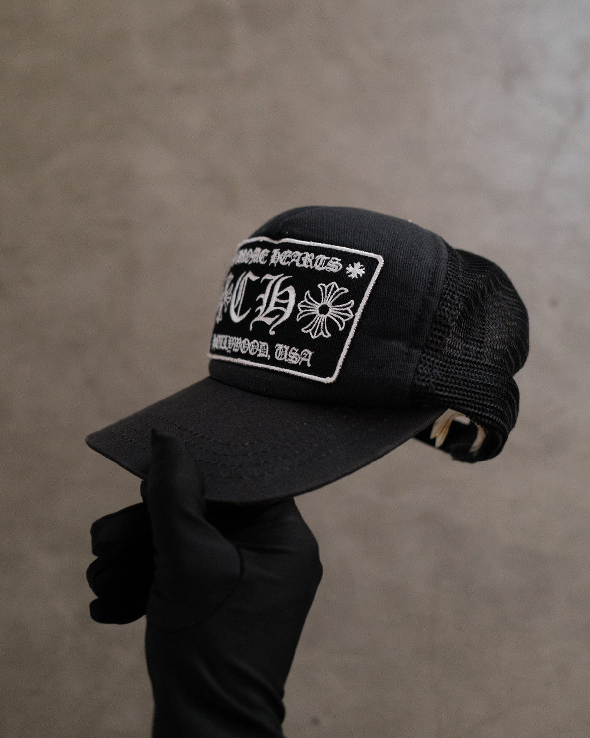 CHROME HEARTS HollyWood Trucker Hat Black/Black