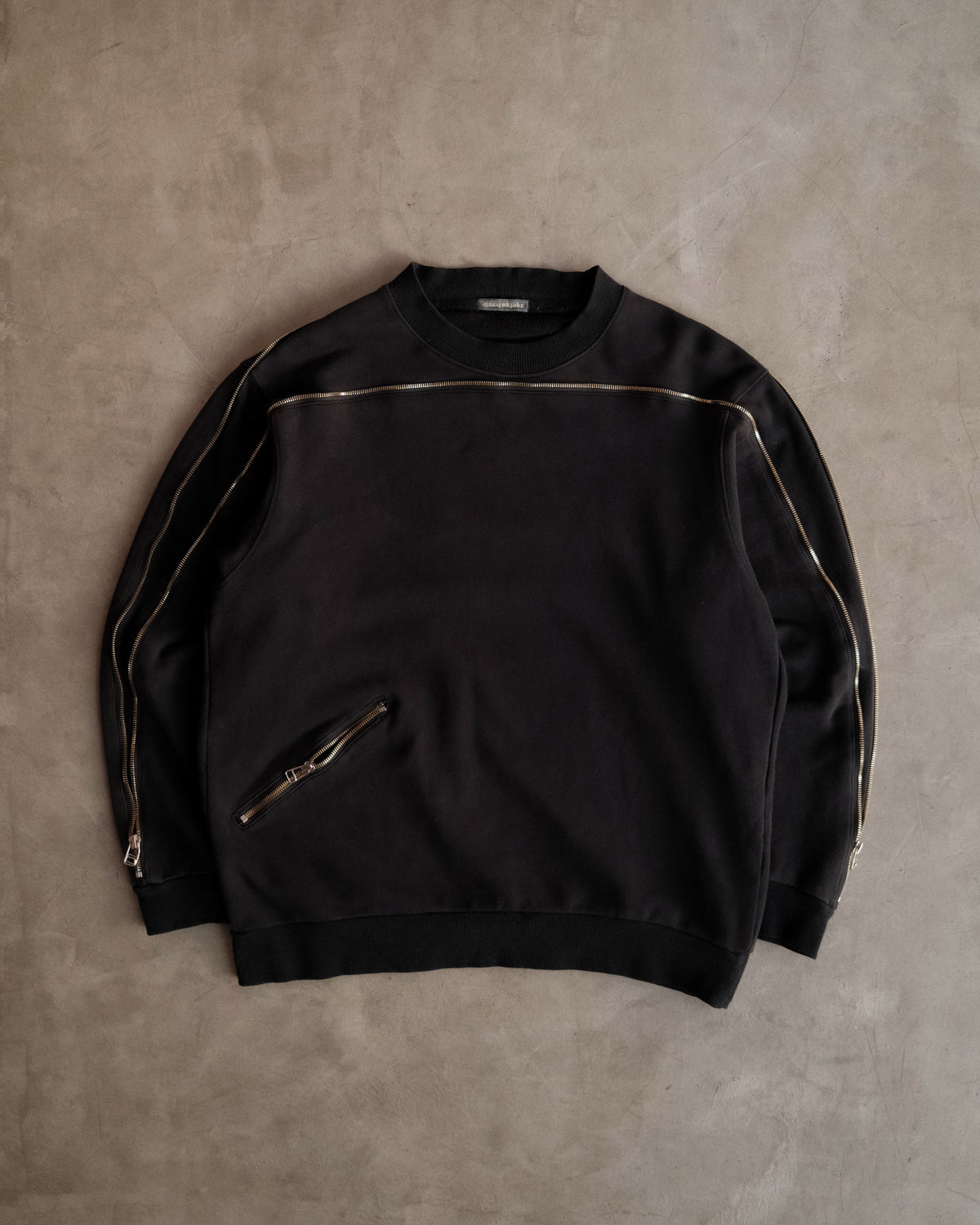 ISSEY MIYAKE Vintage 1987 Staff Zipper Sweater