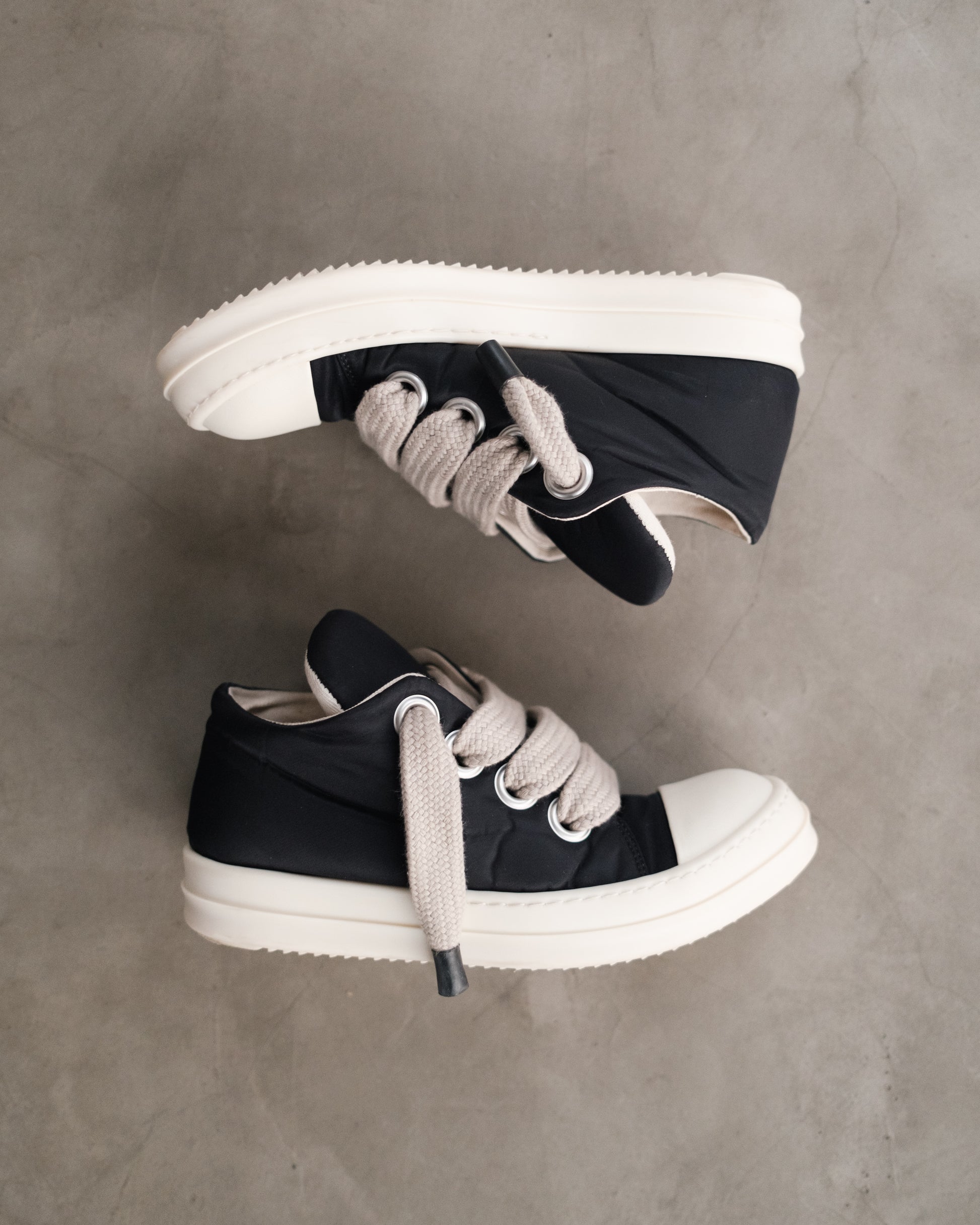 RICK OWENS Jumbo Lace Padded Low Sneaker
