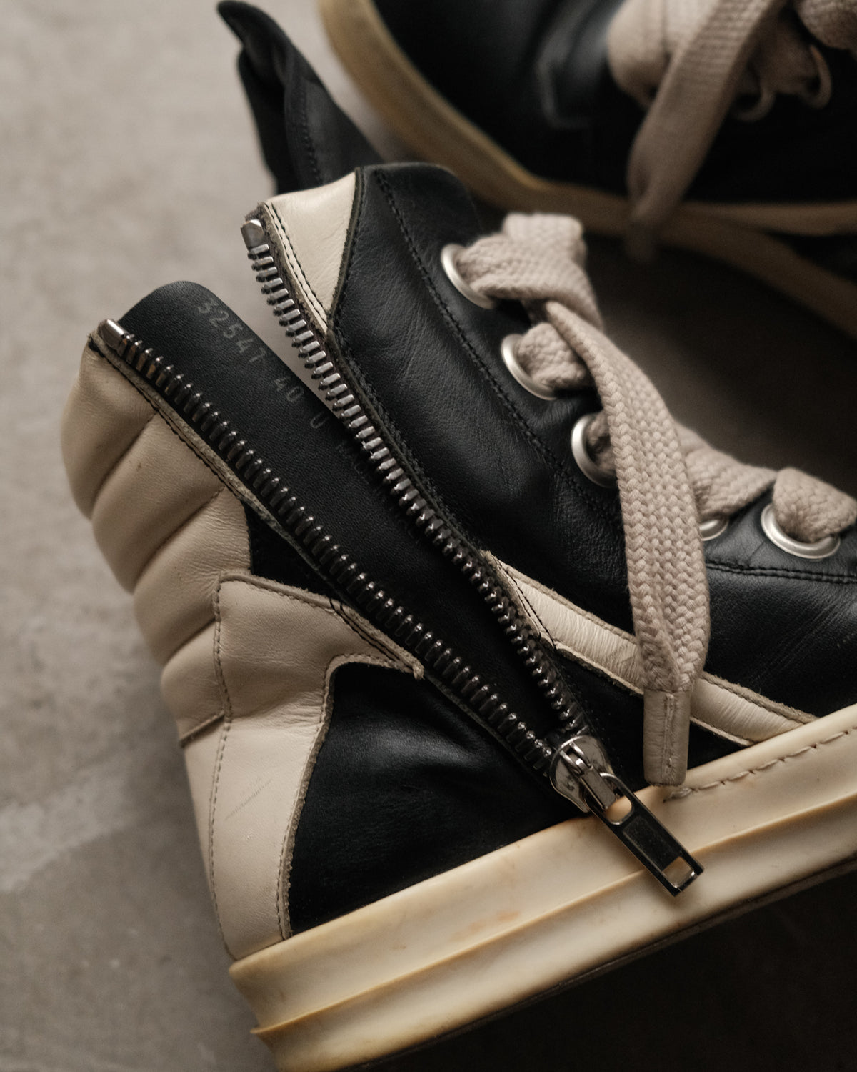 Rick Owens Jumbo Lace Geobasket Sneaker