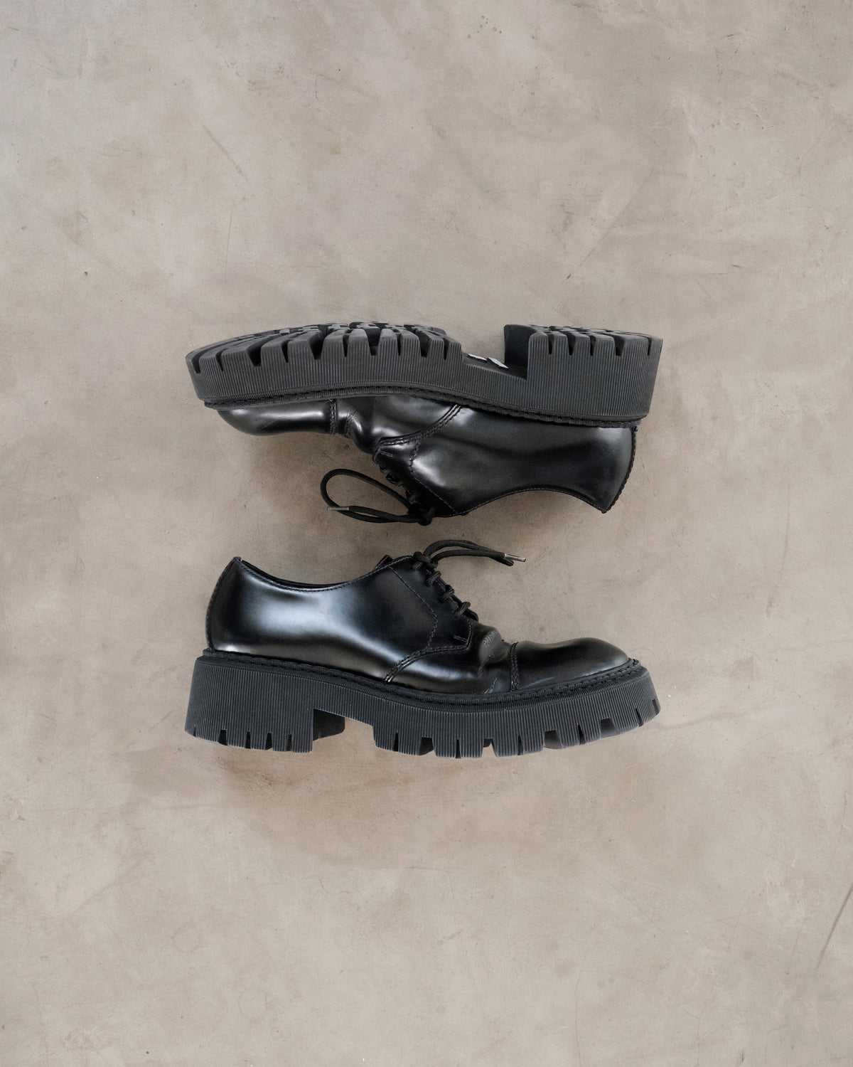 BALENCIAGA Leather Tractor Derby Shoes
