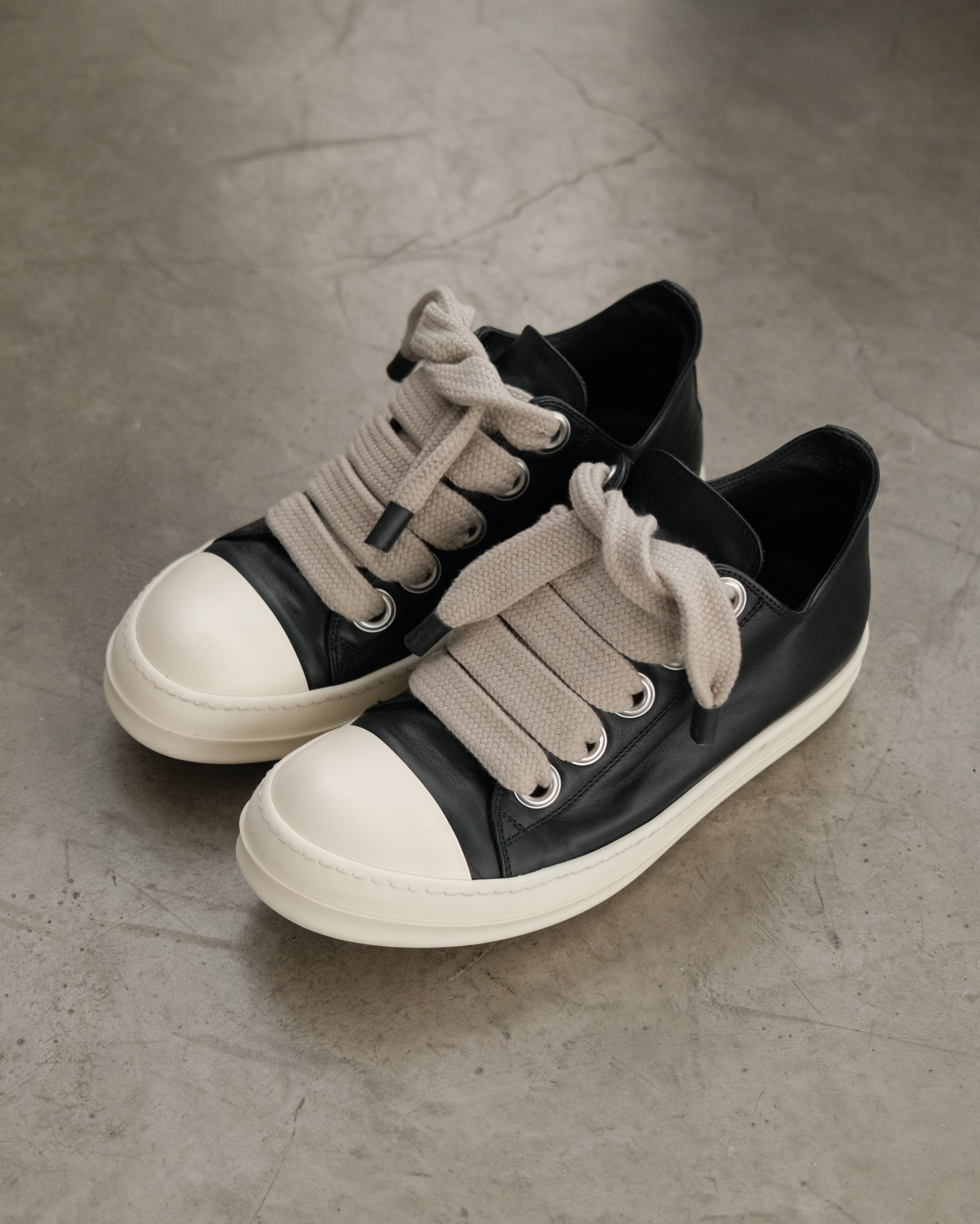 RICK OWENS Ramones Jumbo Lace Low Top Sneakers – Around The Shoes