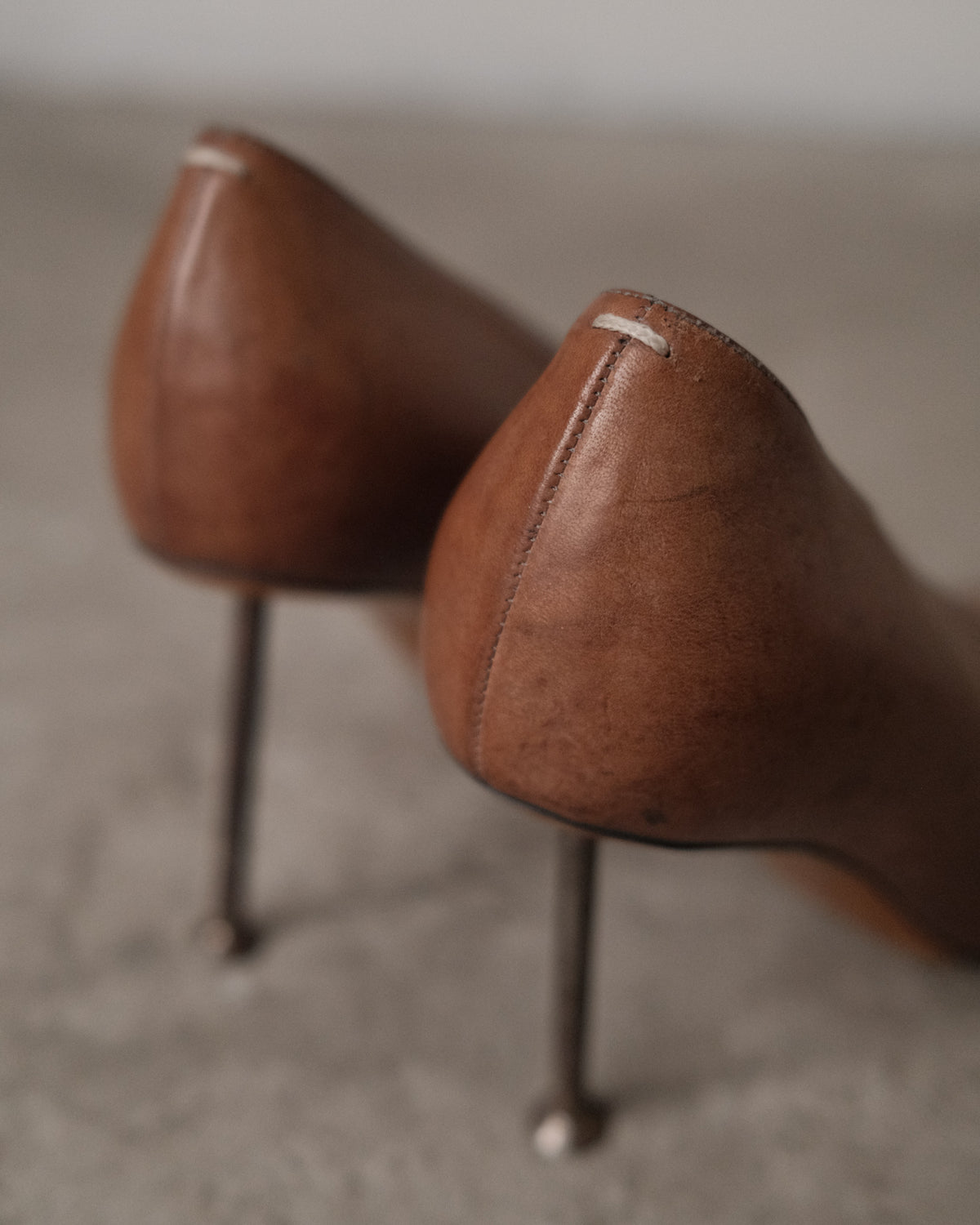 MAISON MARTIN MARGIELA
NAILS HEELS