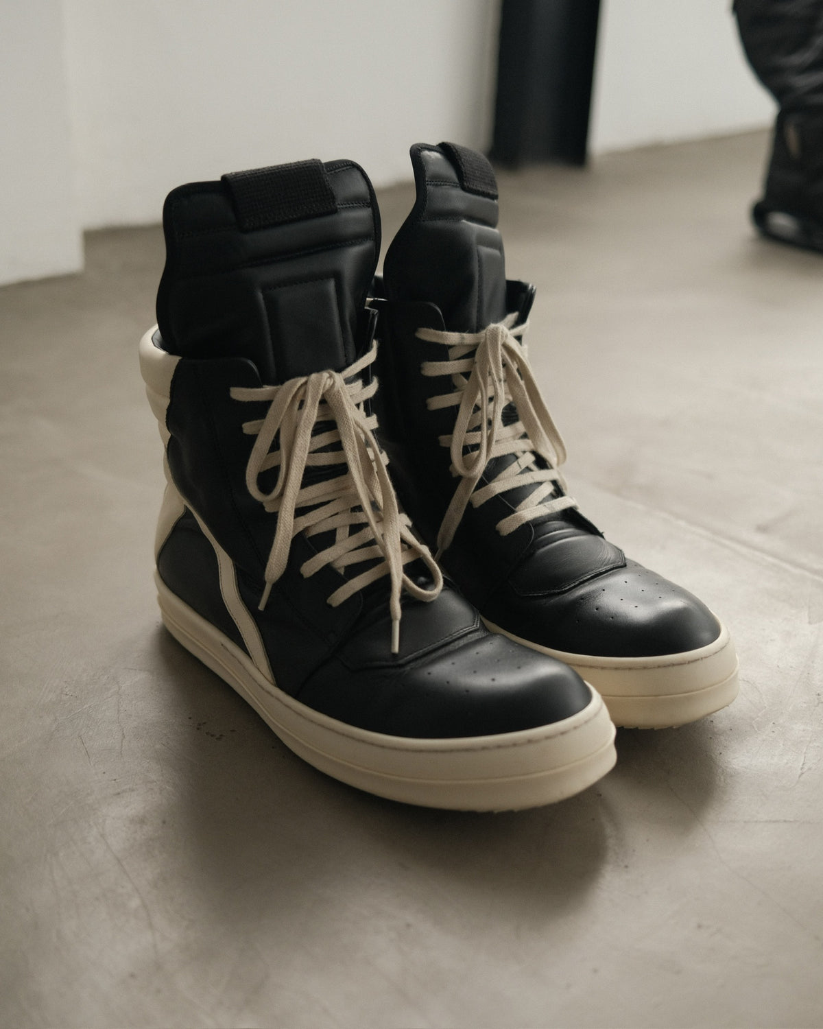 RICK OWENS SS23 Geobaskets Sneakers