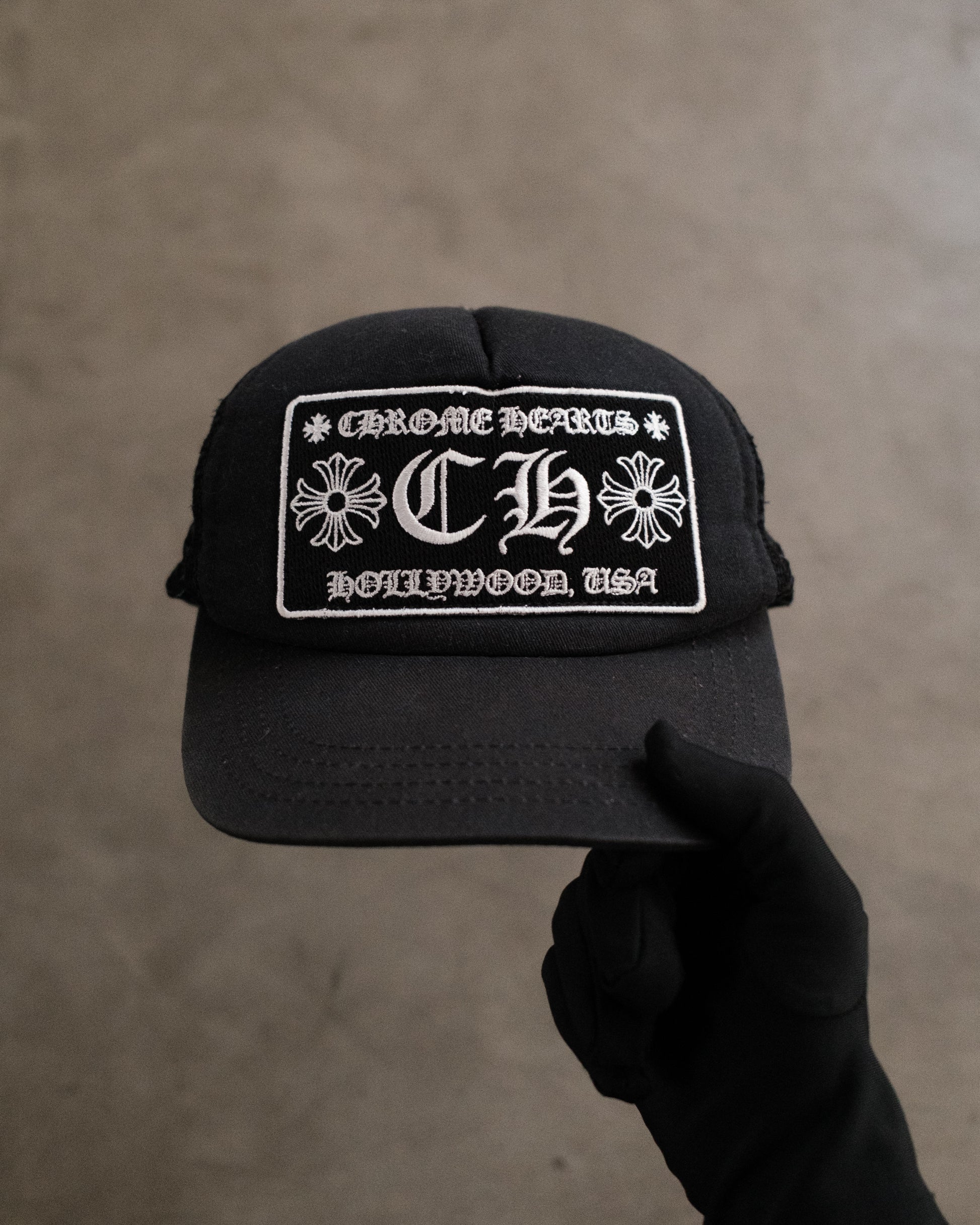 CHROME HEARTS HollyWood Trucker Hat Black/Black