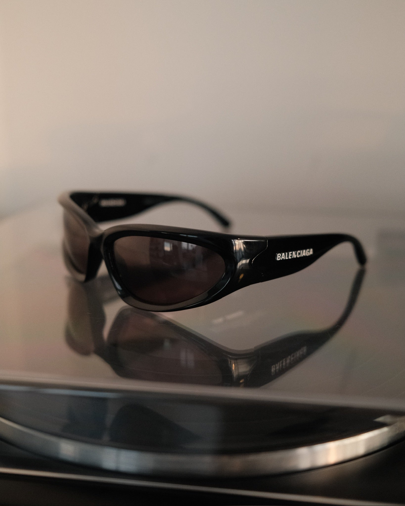 BALENCIAGA Swift Oval Sunglasses
