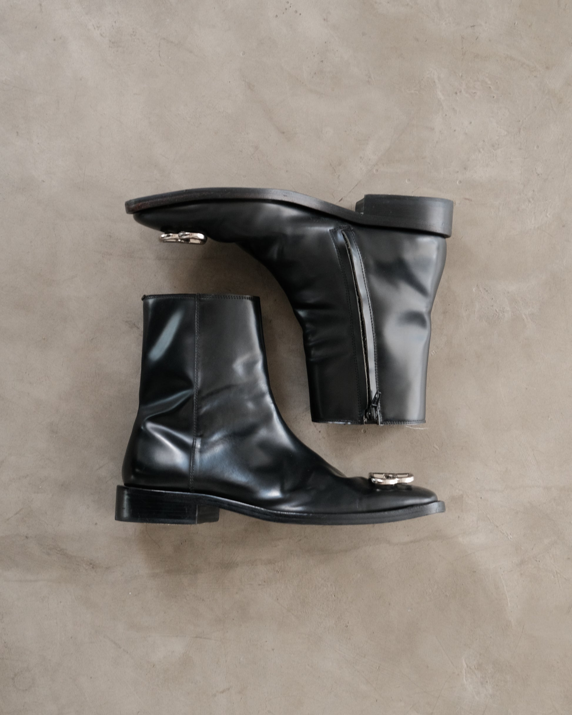 BALENCIAGA BB Leather Zip Boots