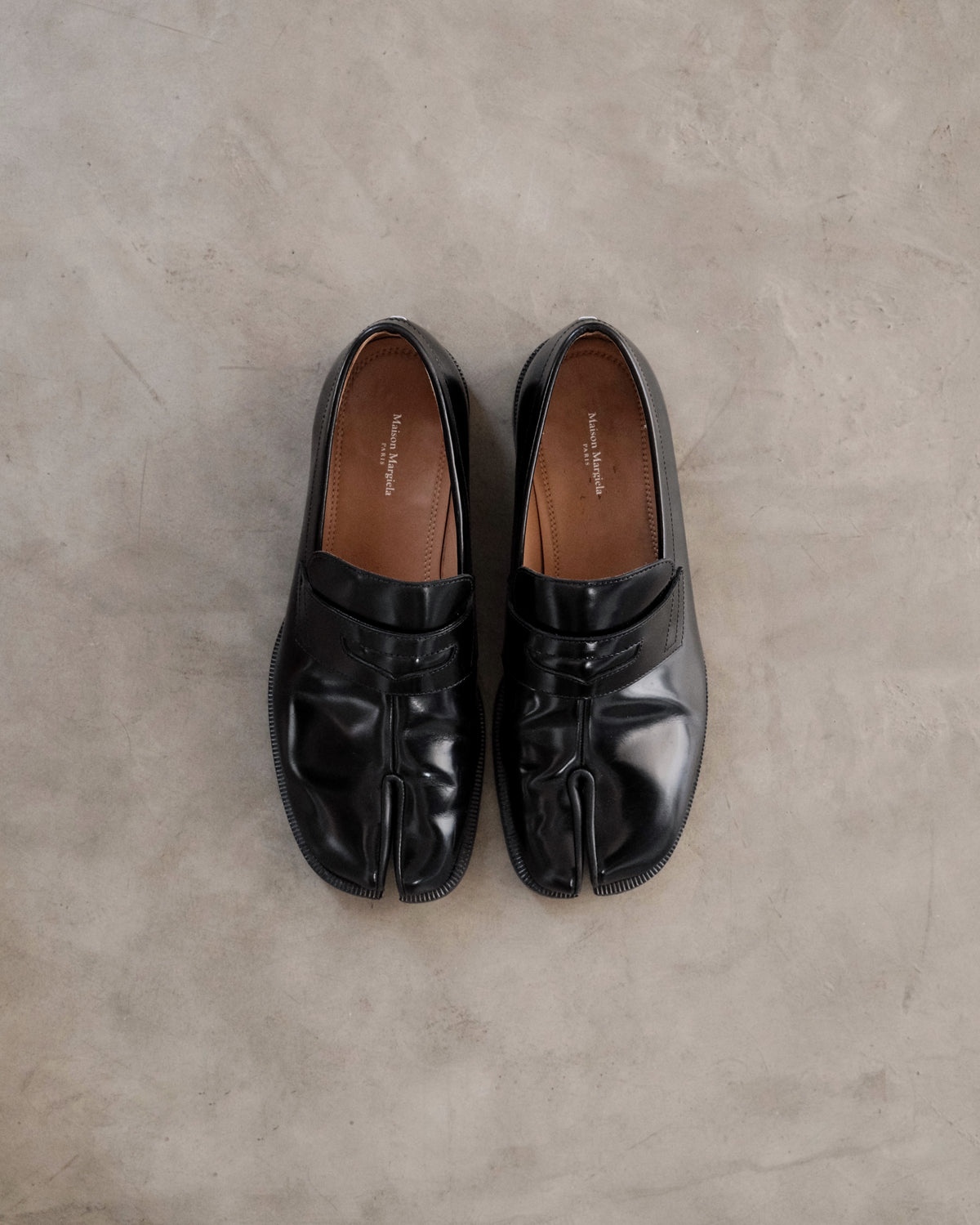 MAISON MARGIELA Tabi Leather Loafer