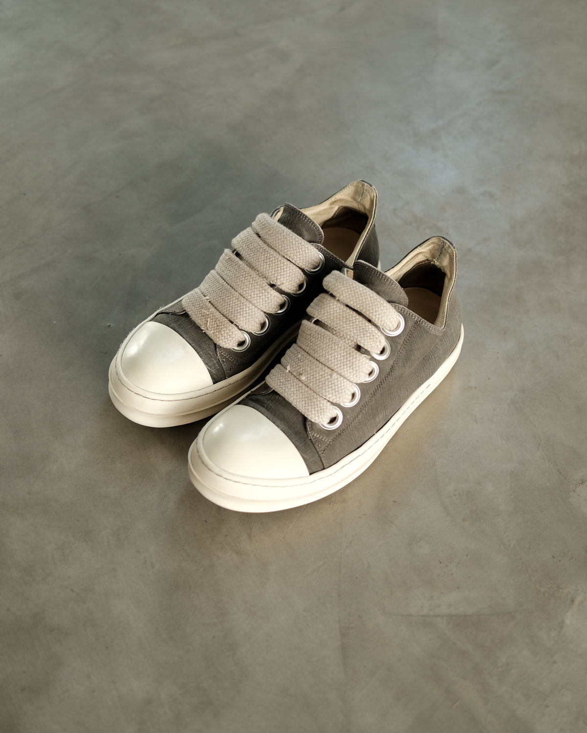 RICK OWENS Drkshdw Ramones Jumbo Lace Low “ Drak Dust”