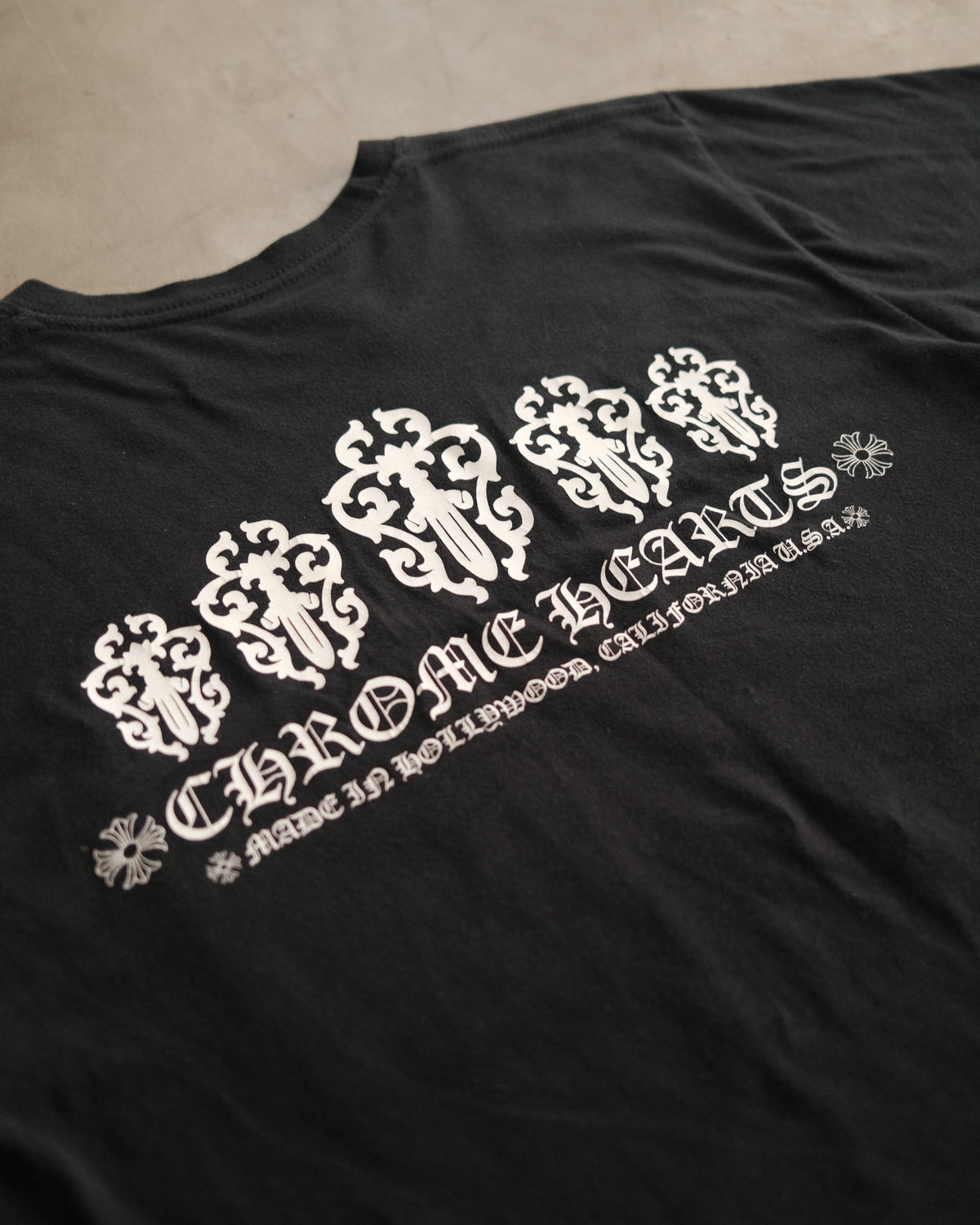 CHROME HEARTS Hollywood Daggers Pocket Tee