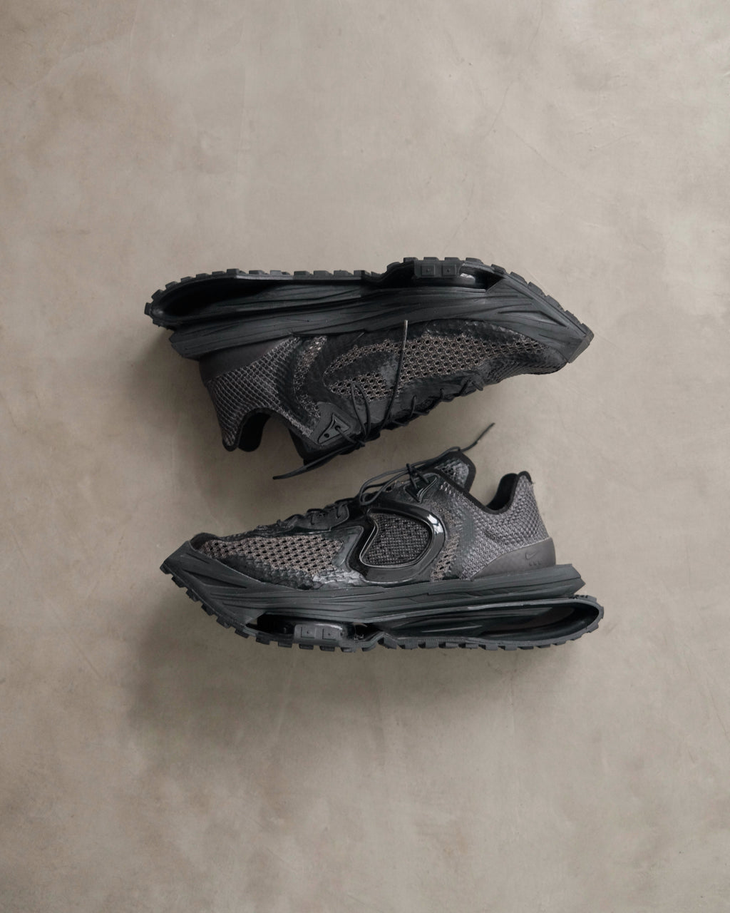 NIKE x Matthew M. Williams Zoom 4 Sneaker