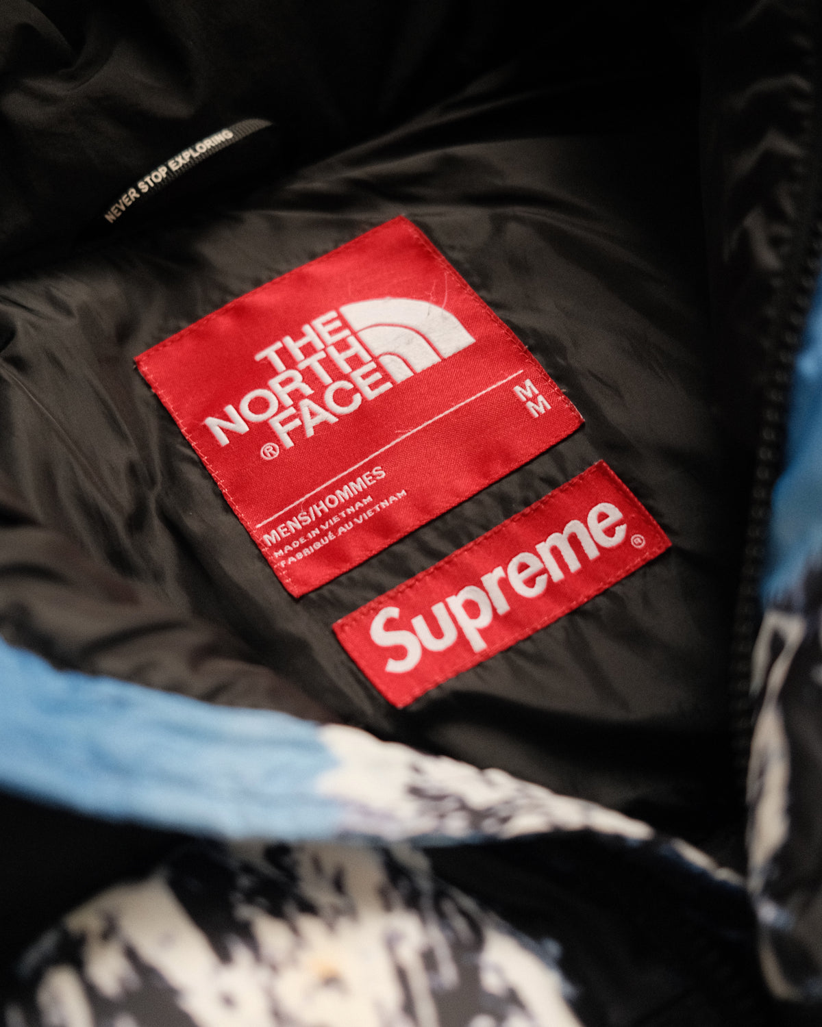 FW17 SUPREME X THE NORTH FACE  Mountain Baltoro Puffer Jacket