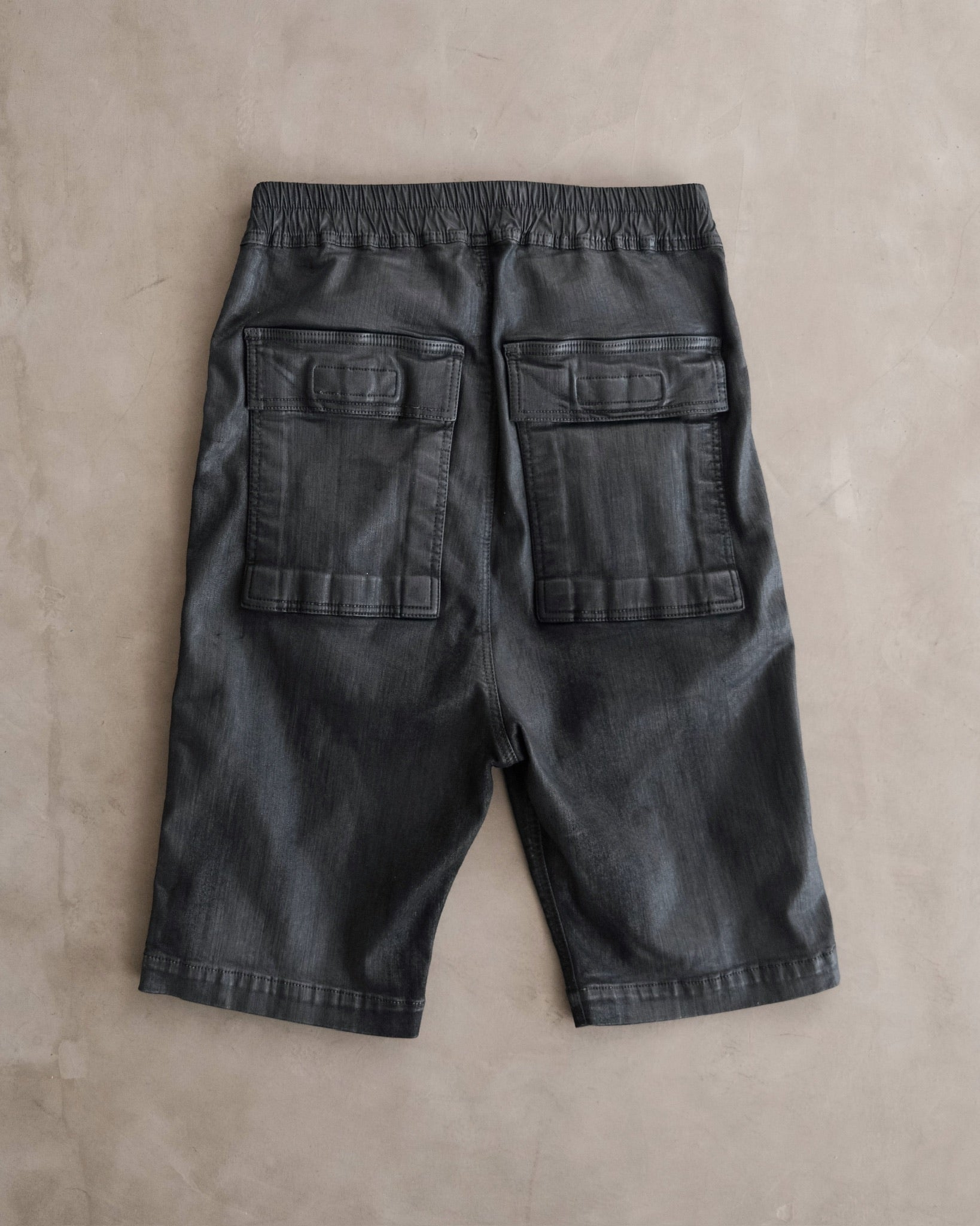 RICKOWENS Drkshdw Black Waxed Pod Shorts