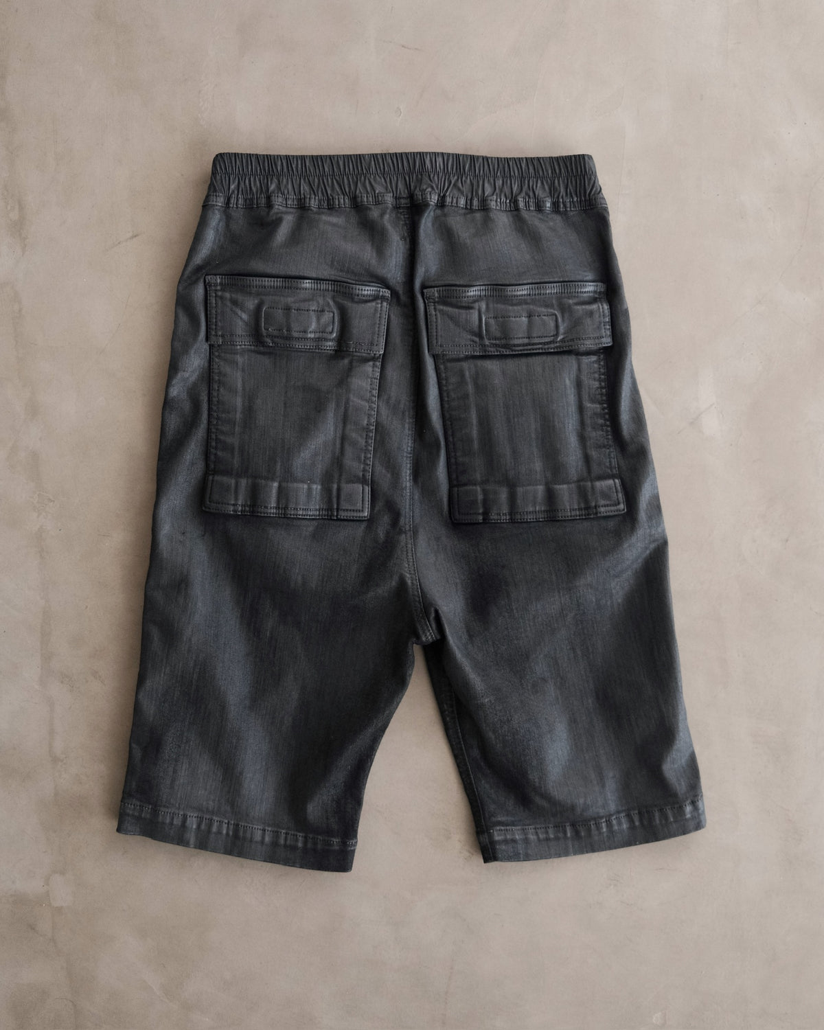 RICKOWENS Drkshdw Black Waxed Pod Shorts