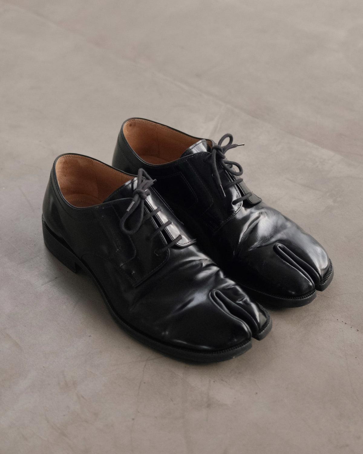 MAISON MARGIELA Leather Tabi Derby