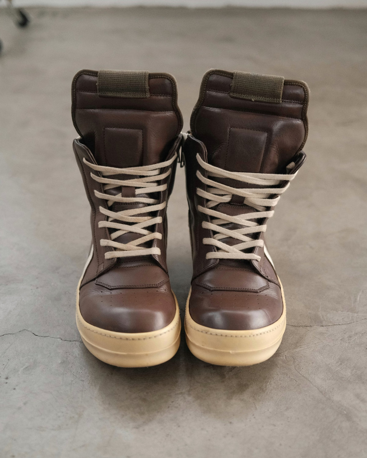 RICKOWENS SS16 Geobasket In Milk & Dark Dust Leather