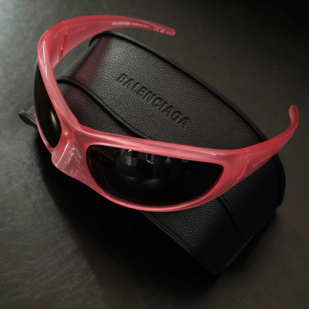 BALENCIAGA Pink Skin XXL Cat Sunglasses – Around The Shoes