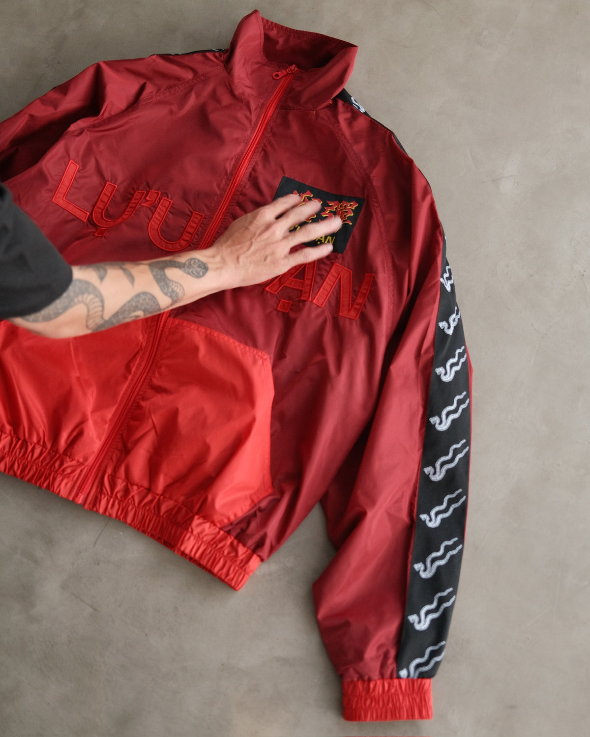 LU’U DAN Red Jacket WindBreaker