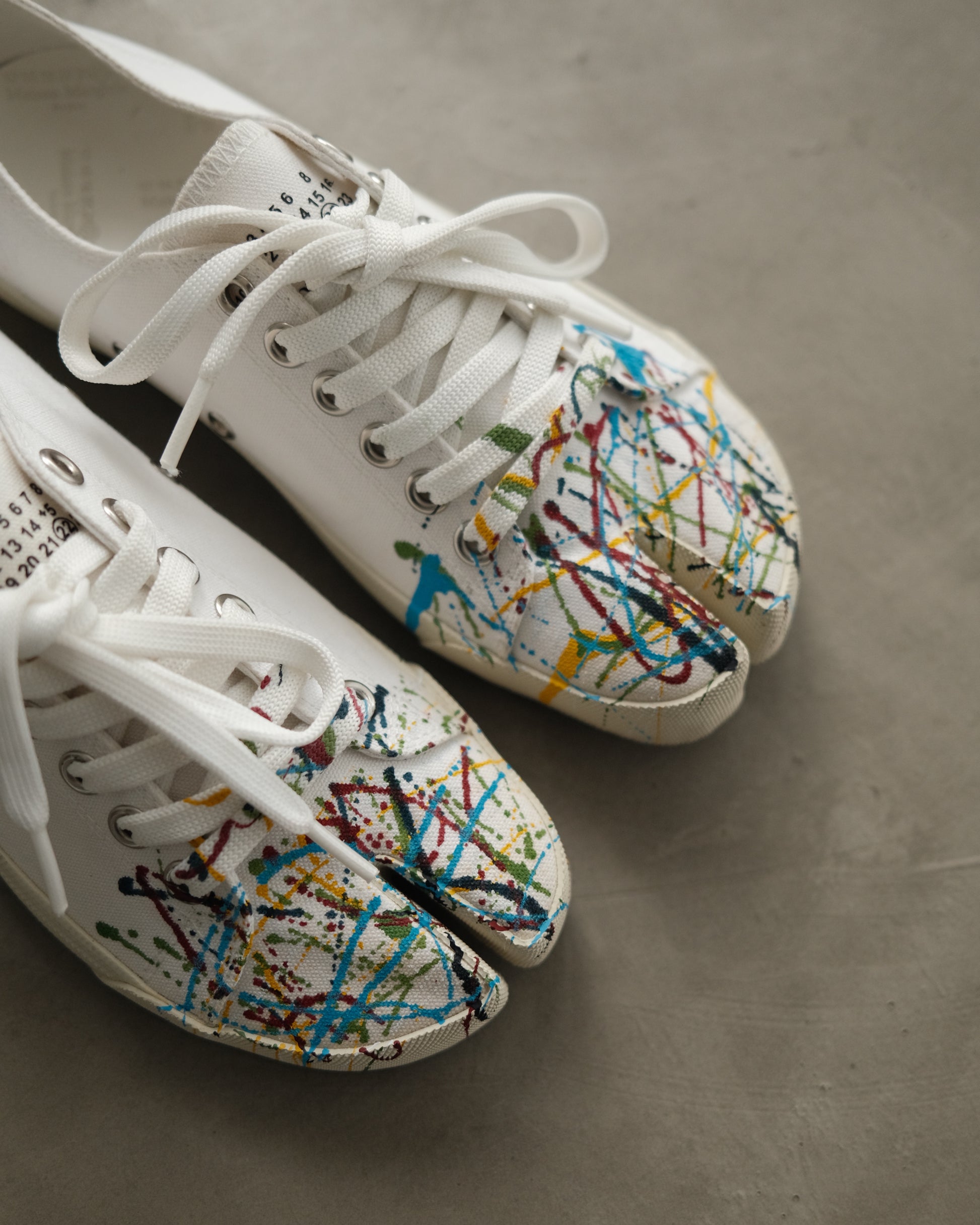 MAISON MARGIELA Tabi Sneaker
