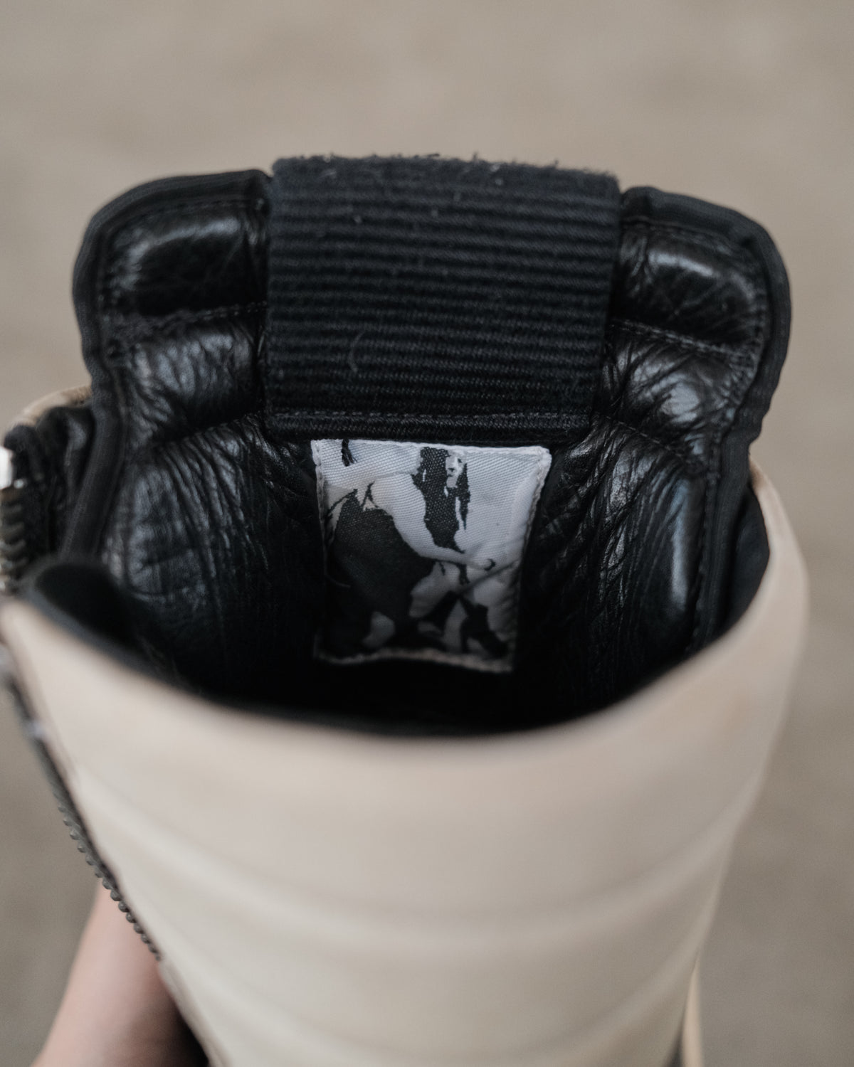 RICK OWENS AW11 Short Toungue Geobasket Sneakers