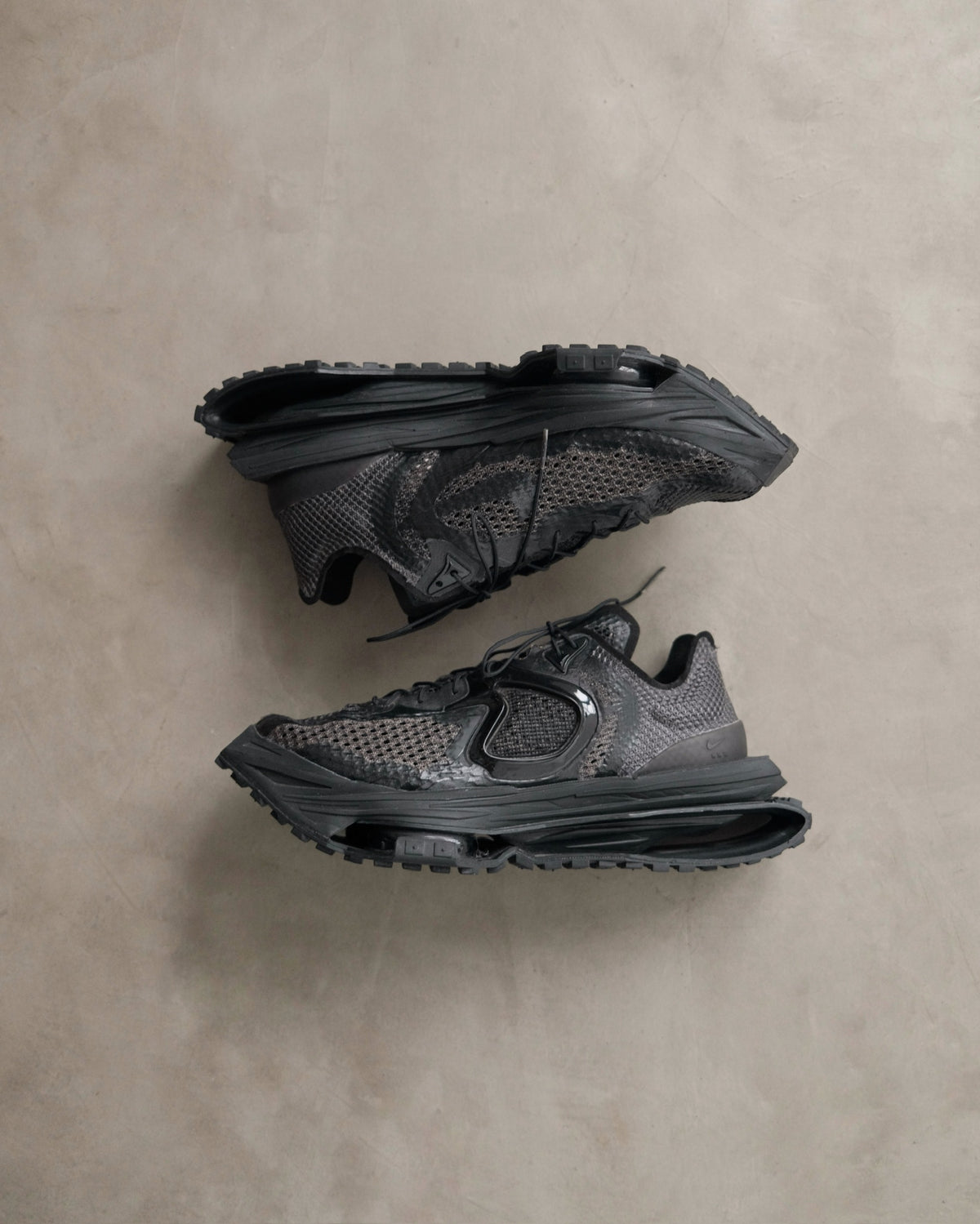 NIKE x Matthew M. Williams Zoom 4 Sneaker