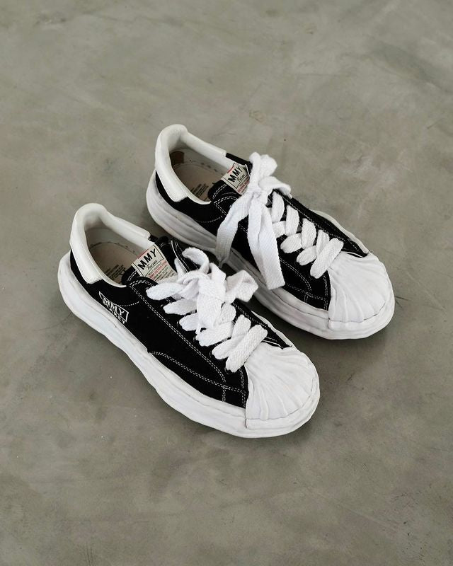 靴 MAISON MIHARA YASUHIRO BLAKEY LOW Maison MIHARA YASUHIRO Blakey low-top Sneakers | Black | FARFETCH
