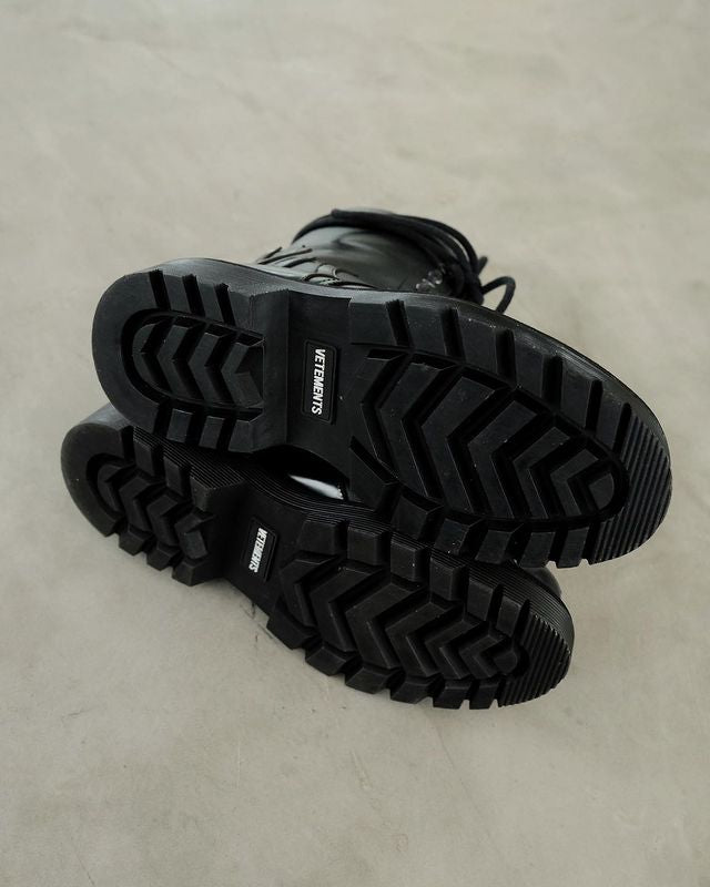 VETEMENTS Black Flame Military Boots