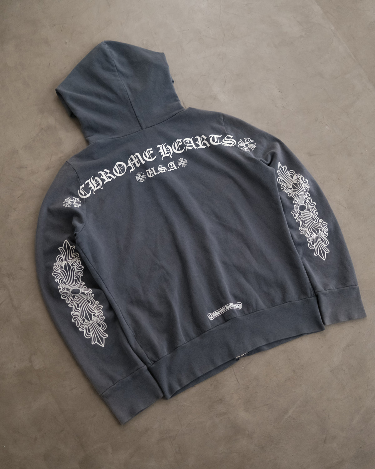 CHROME HEARTS Friends and Family Exclusive Shoulder Floral
Zip-Up Hoodie Grey