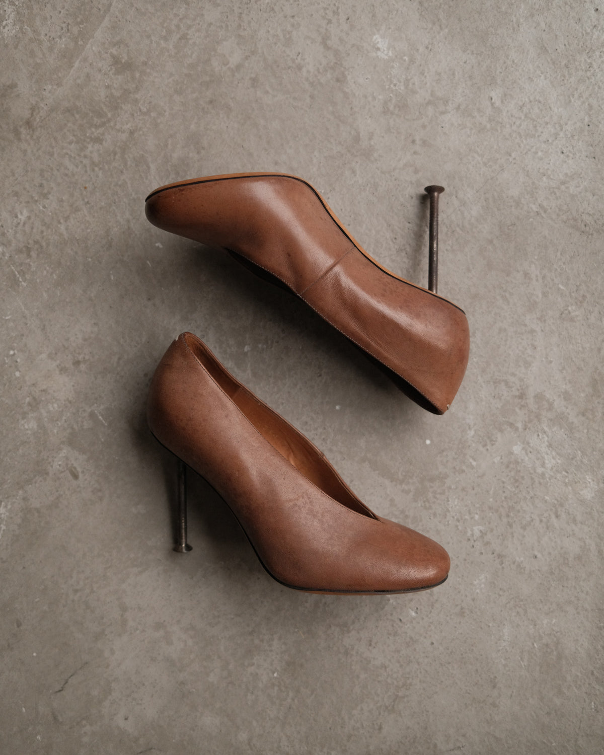 MAISON MARTIN MARGIELA
NAILS HEELS