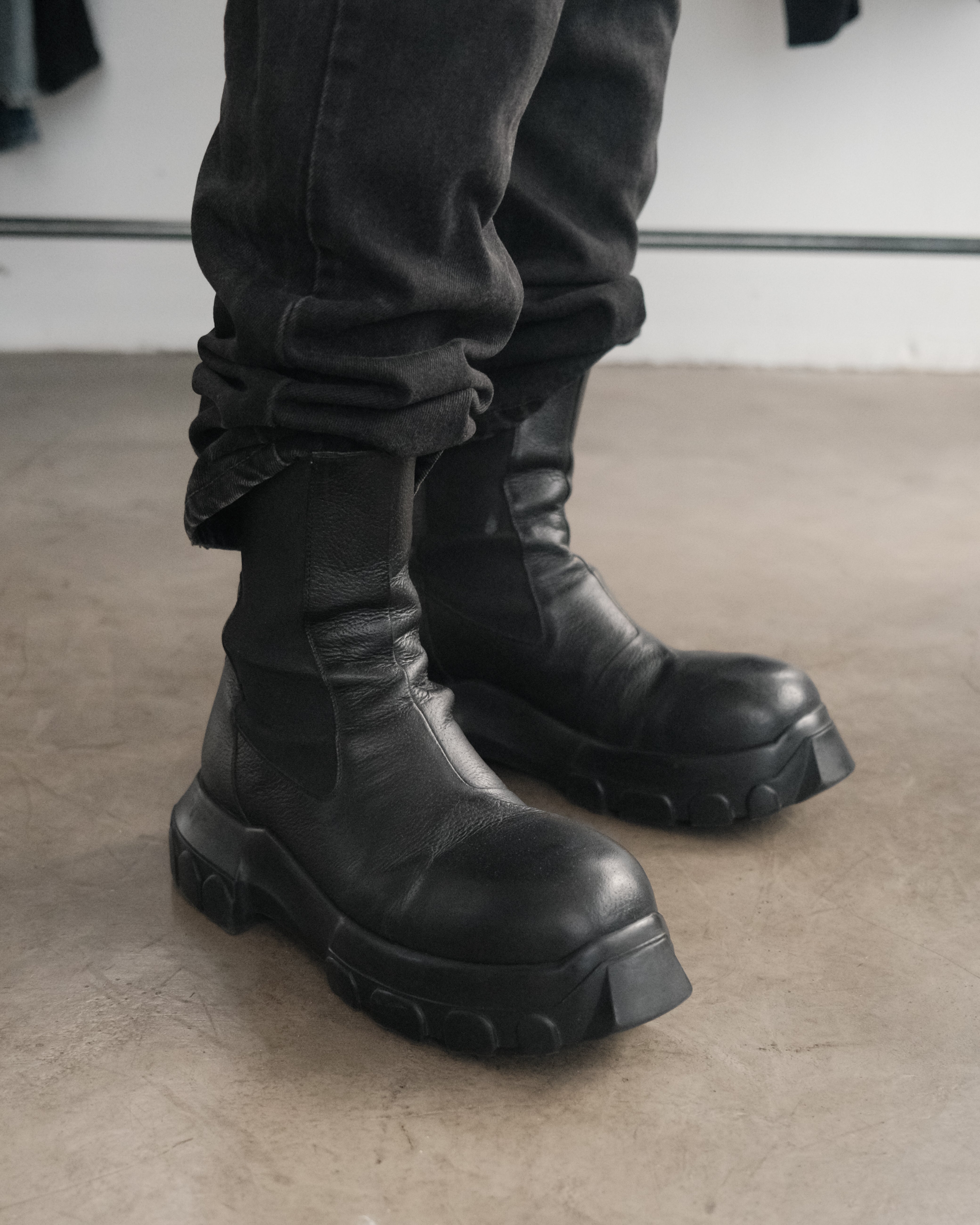RICK OWENS Bozo Tractor Boots – Around The Shoes