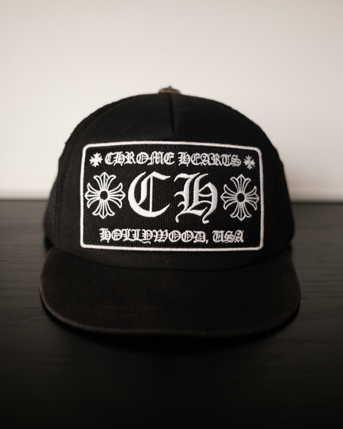 CHROME HEARTS Hollywood Trucker Hat Black/Black