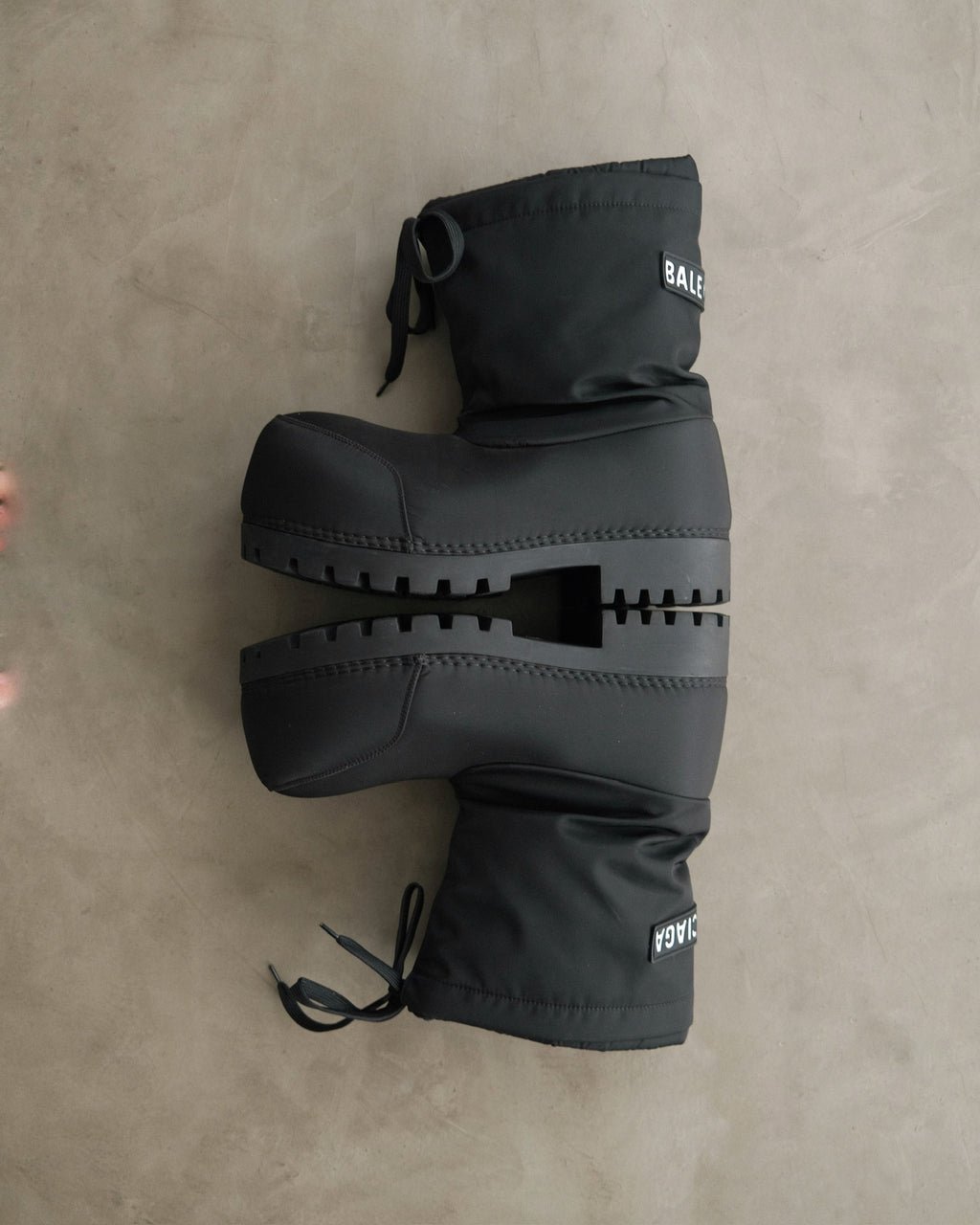 BALENCIAGA Alasca Low Snow Boots