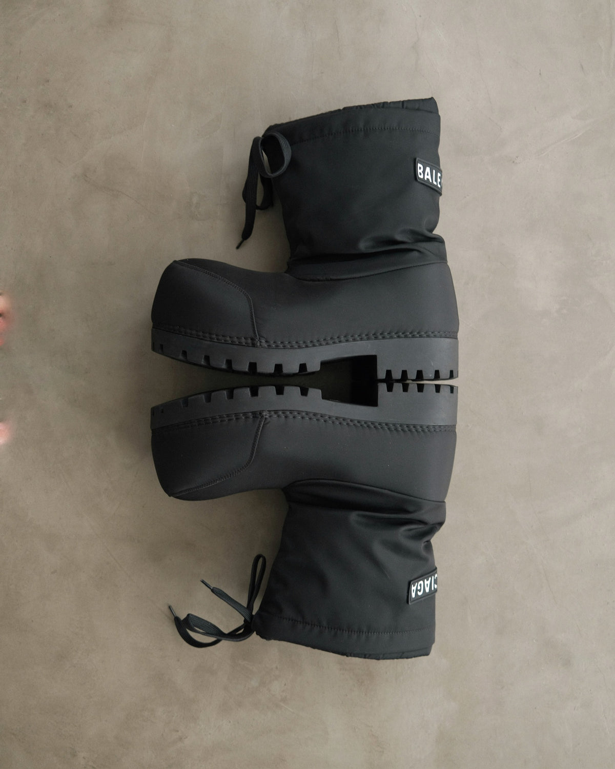 BALENCIAGA Alasca Low Snow Boots