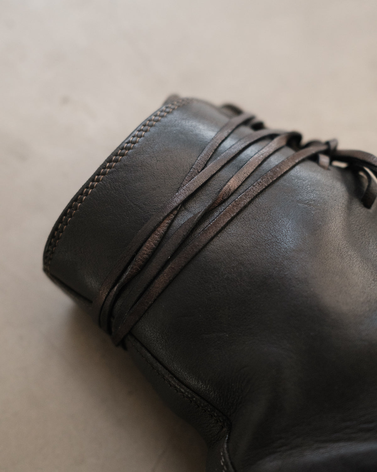 GUIDI Tapered-Heel Lace-Up Ankle Boots