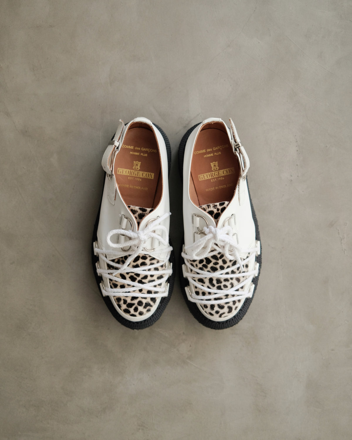 COMME des GARÇONS x George Cox Leopard Print
Lace-Up Shoes