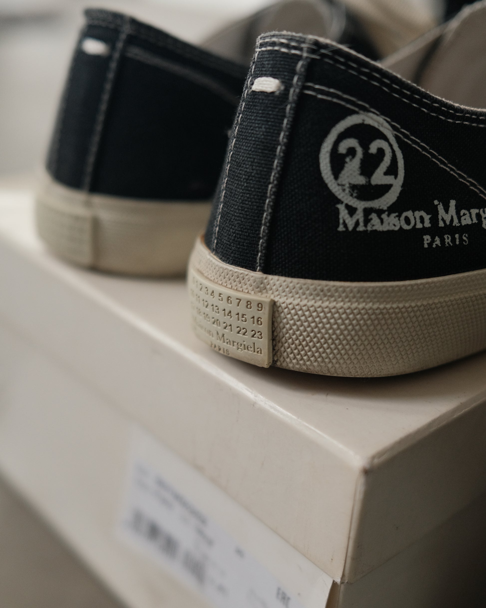 MAISON MARGIELA Tabi Sneaker