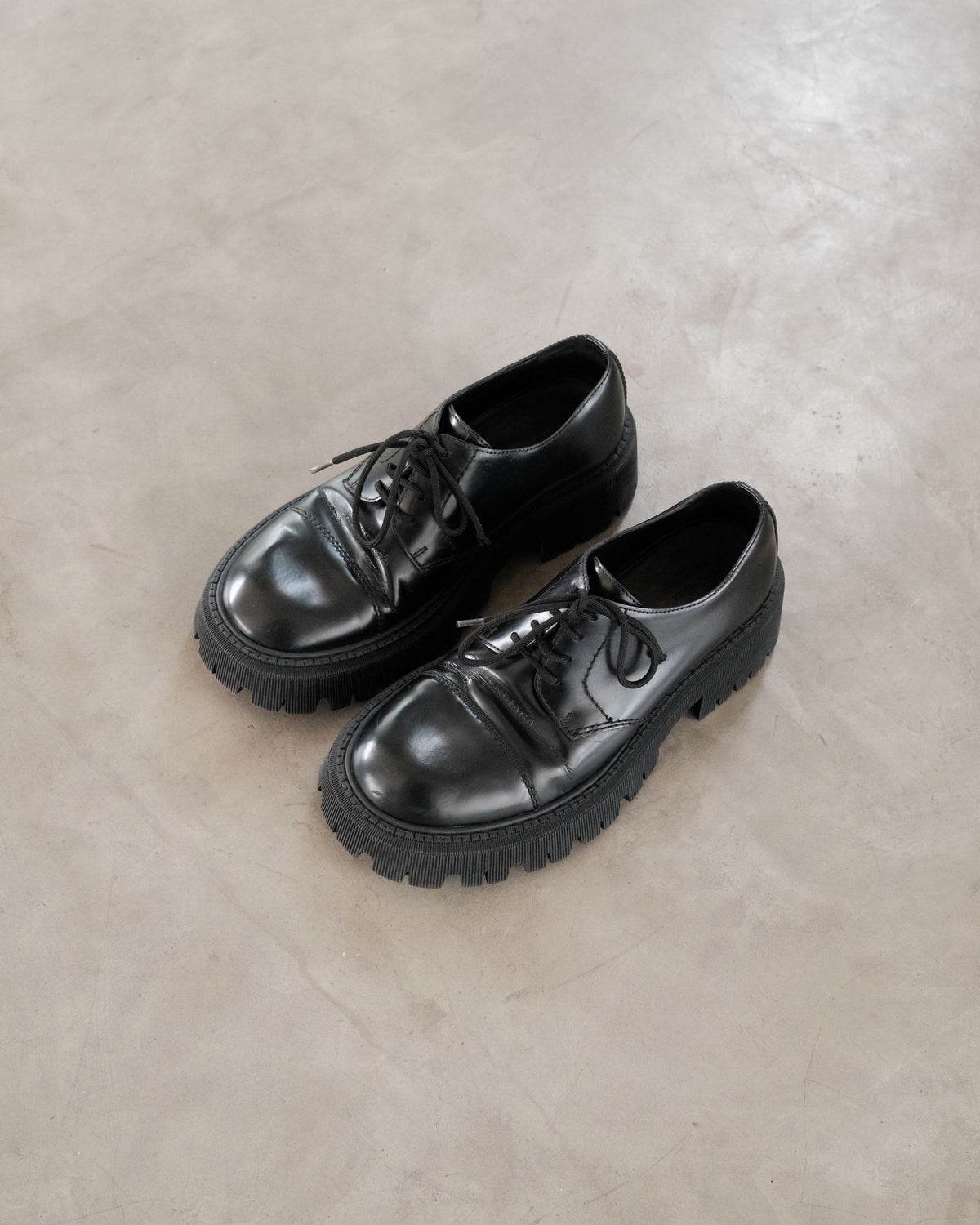 BALENCIAGA Leather Tractor Derby Shoes