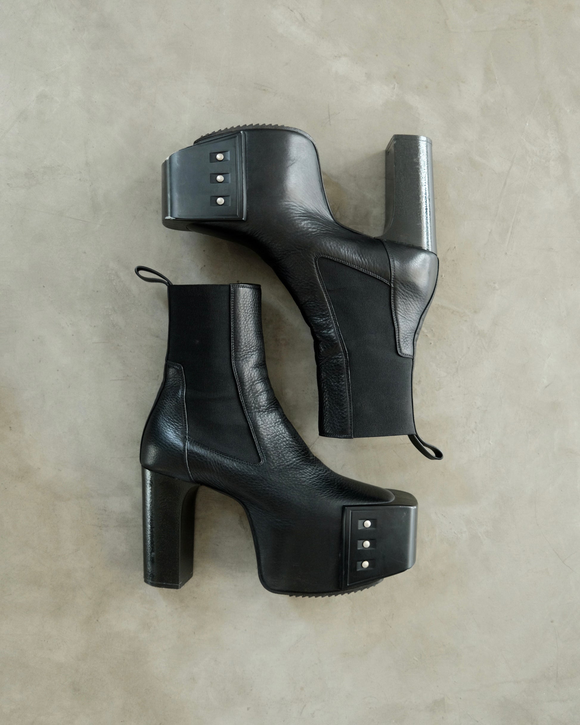 FW19 RICK OWENS Kiss Boots.