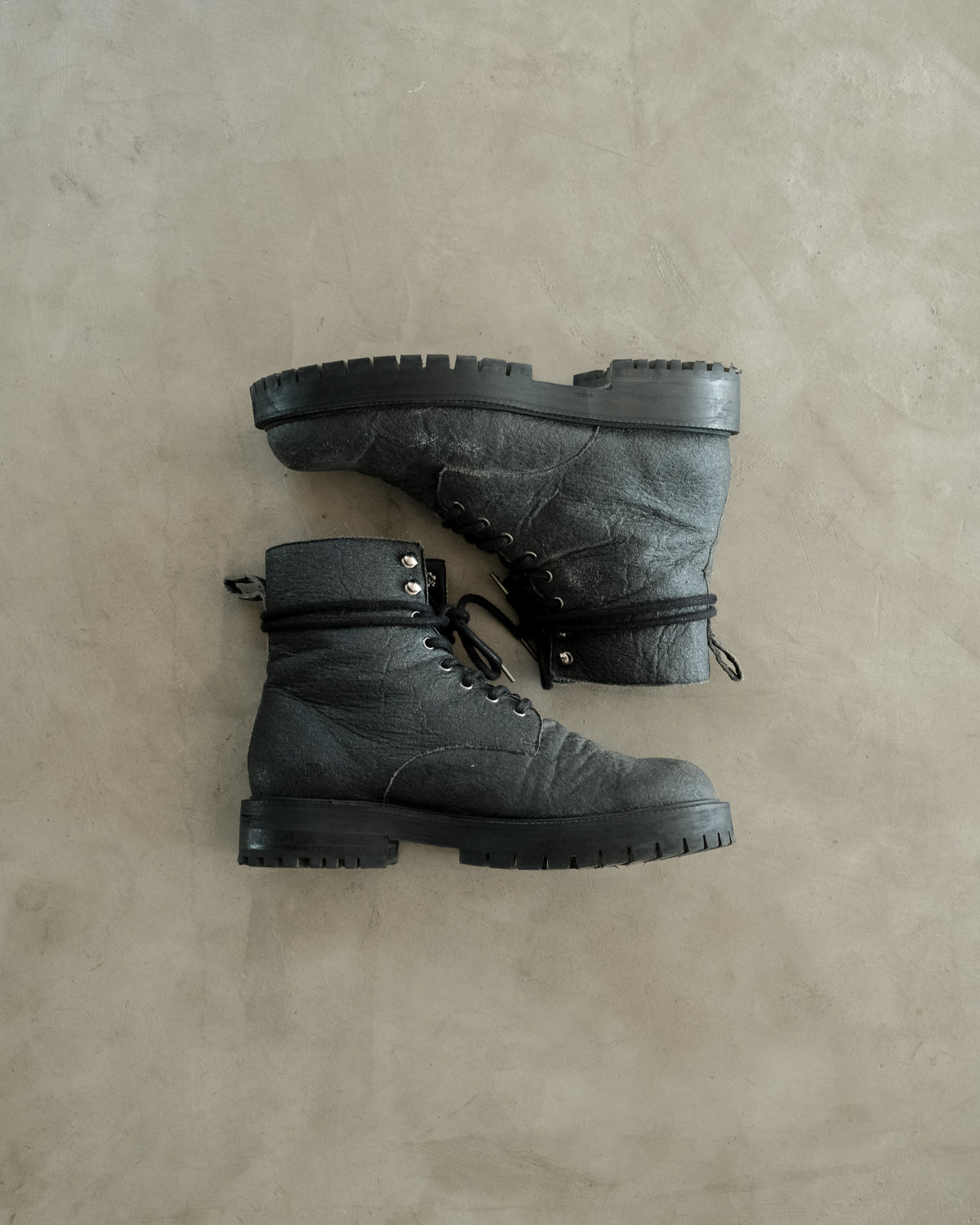 GROUNDCOVER Leather Boots