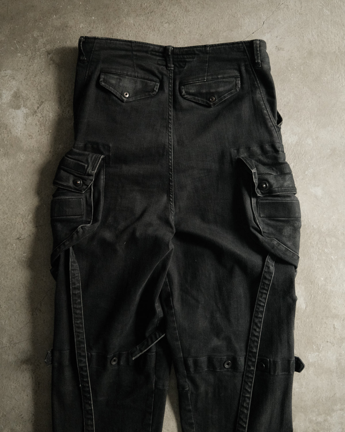 FW22 Julius Gas-Mask Cargo Pants