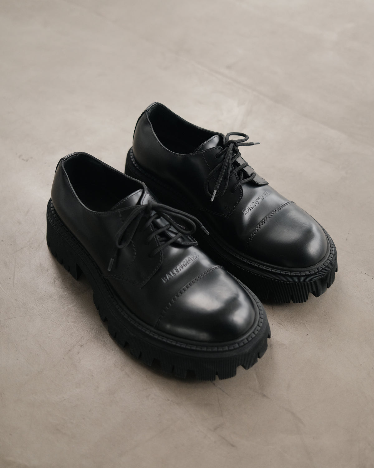 BALENCIAGA Leather Tractor Derby Shoes