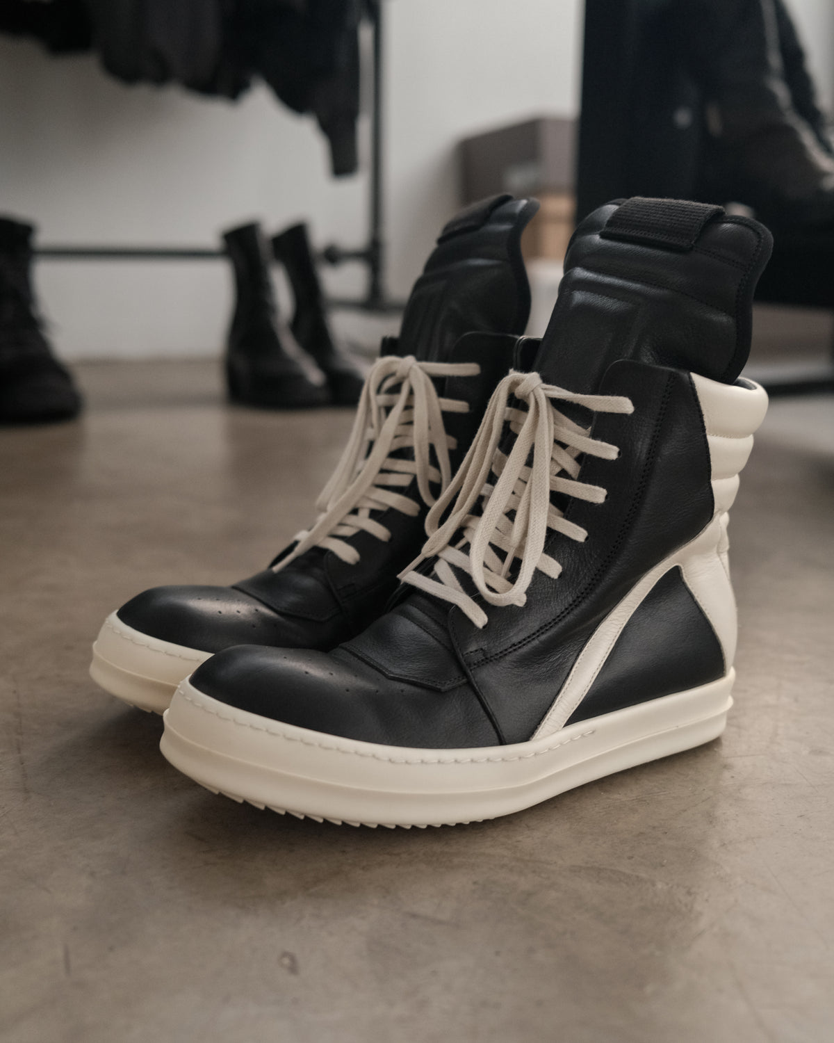 RICK OWENS SS23 Geobaskets Sneakers