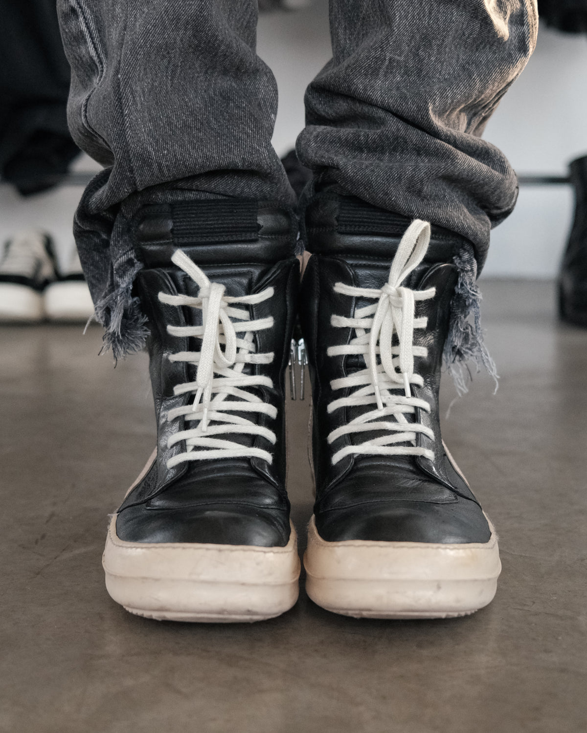 RICK OWENS AW11 Short Toungue Geobasket Sneakers