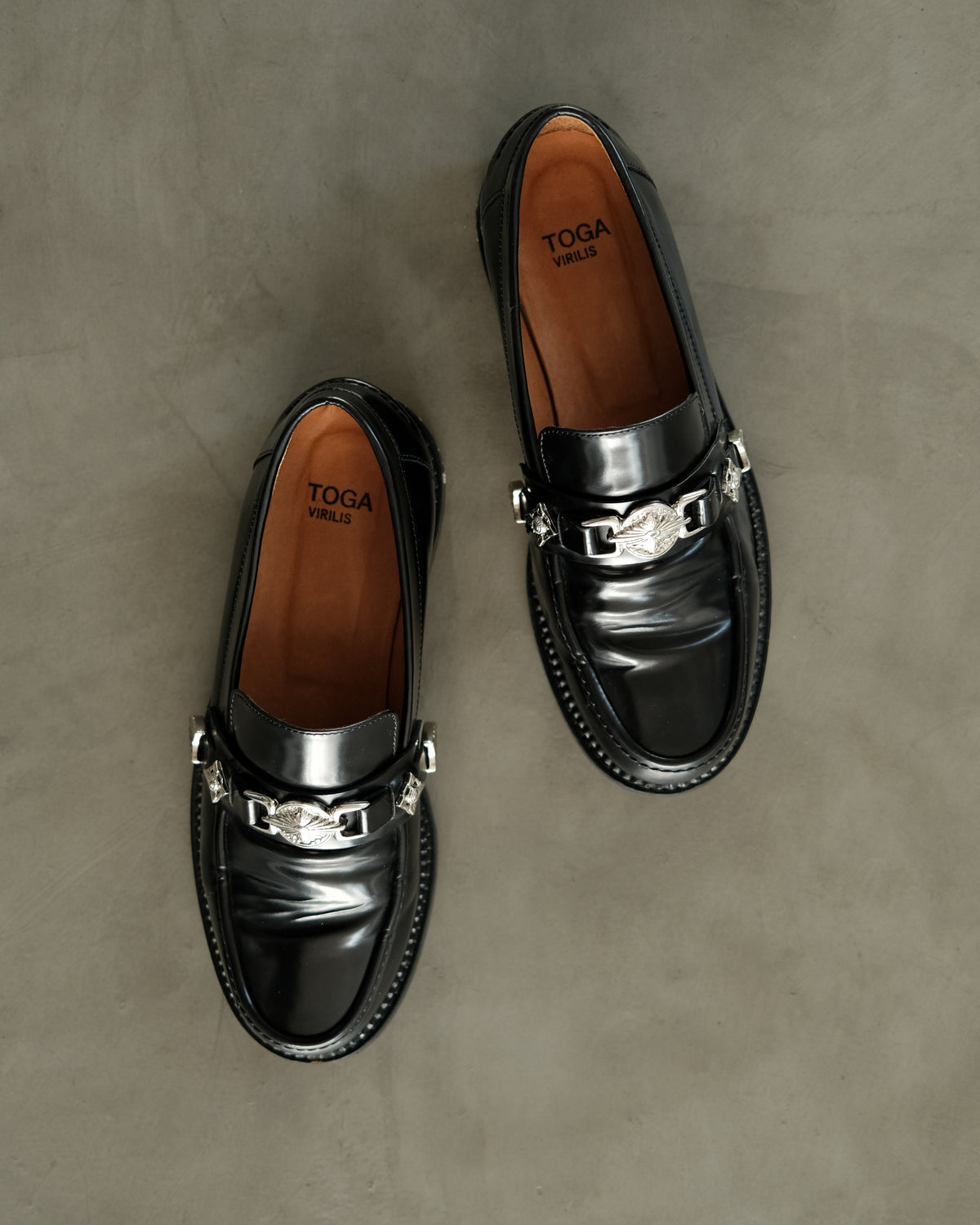 TOGA VIRILIS Classic Leather Loafer