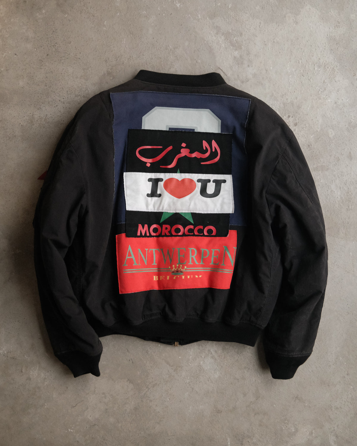 FW18 Vetements x Alpha Bulldog Bulldog Spirit