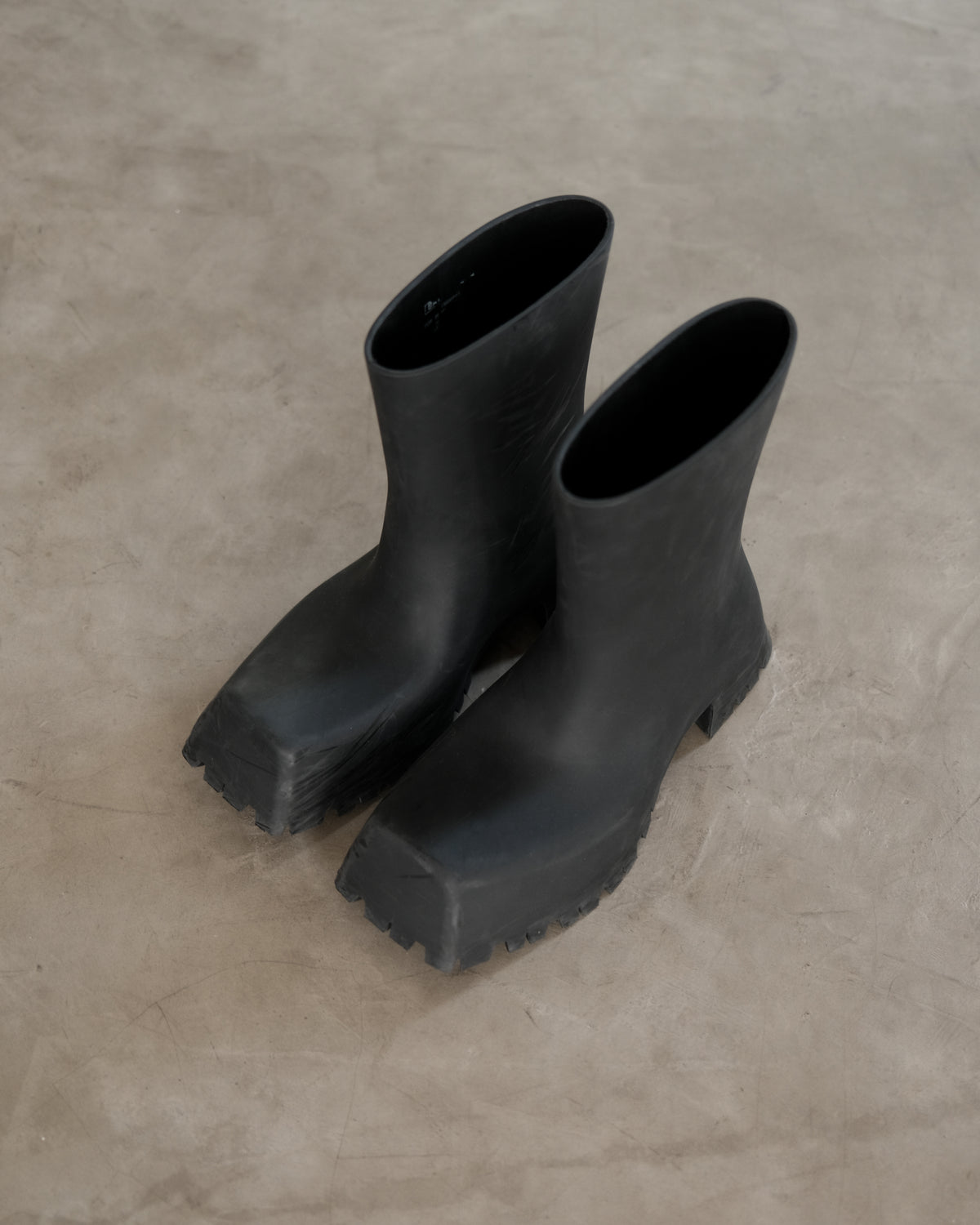 BALENCIAGA Tropper Rubber Boot